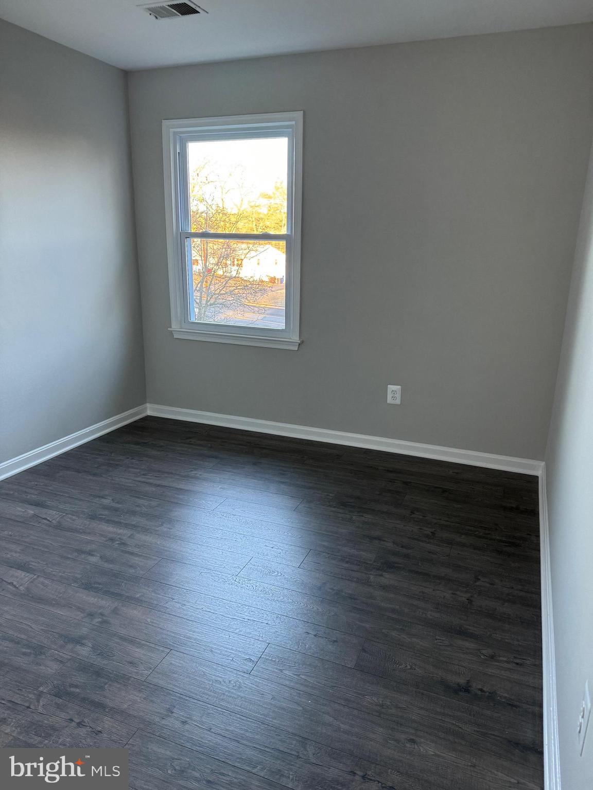 HILLANDALE - Residential