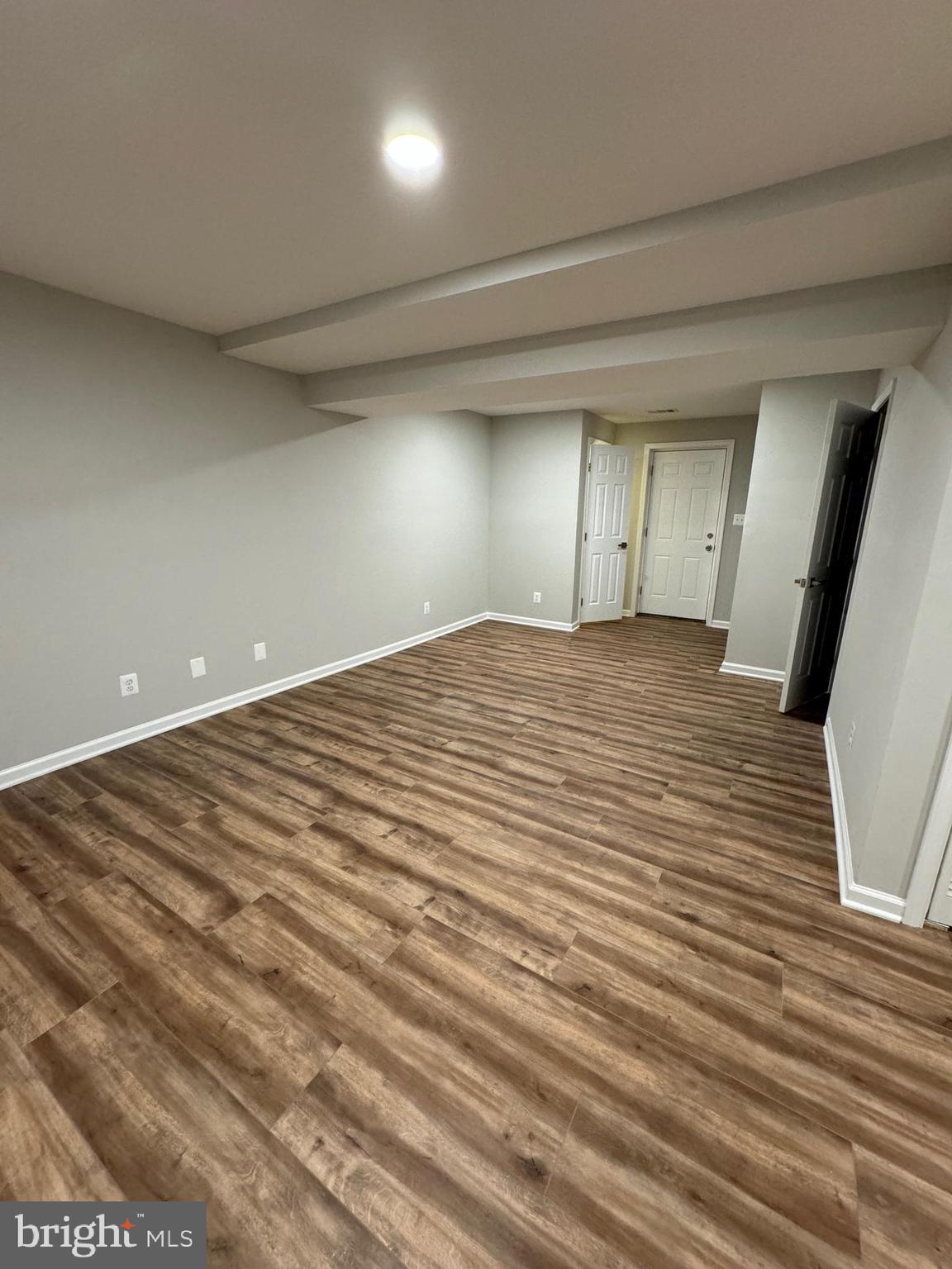 HILLANDALE - Residential