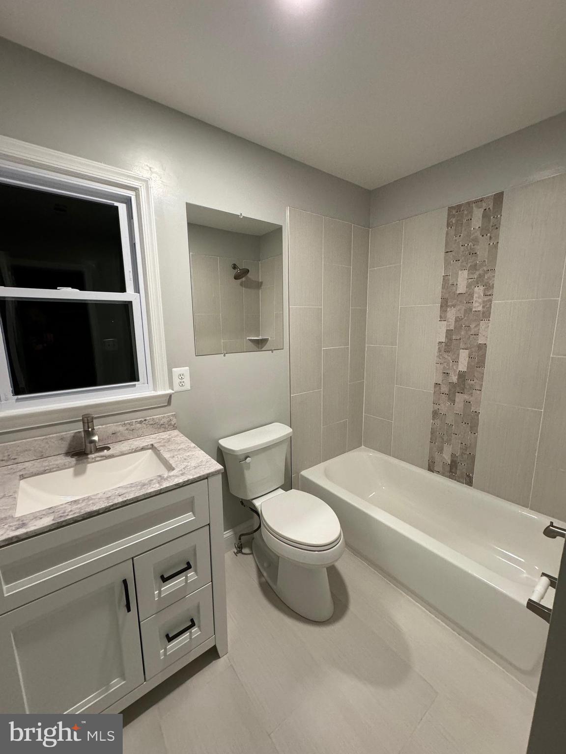 HILLANDALE - Residential