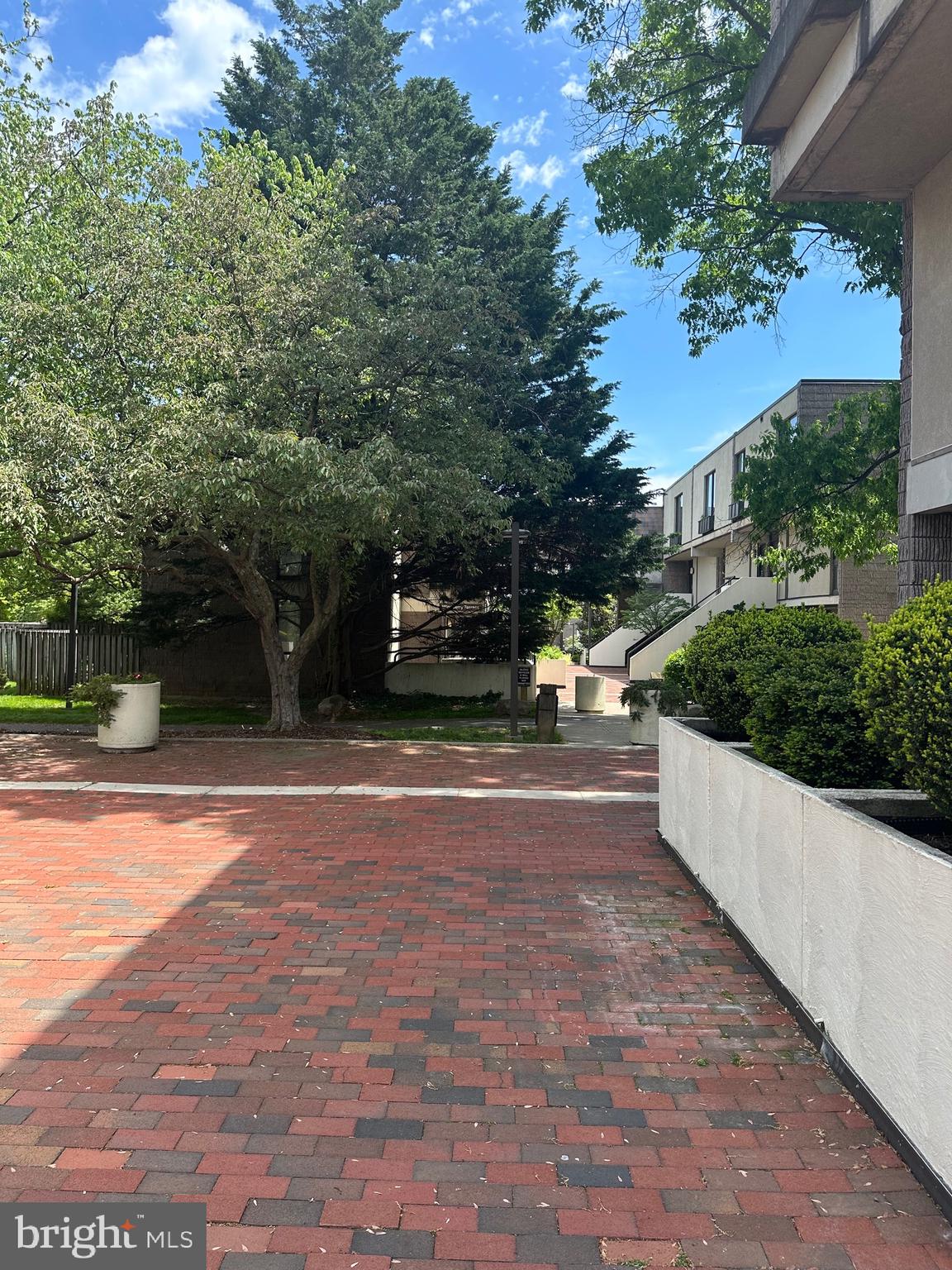 COLD SPRING NEWTOWN - Residential