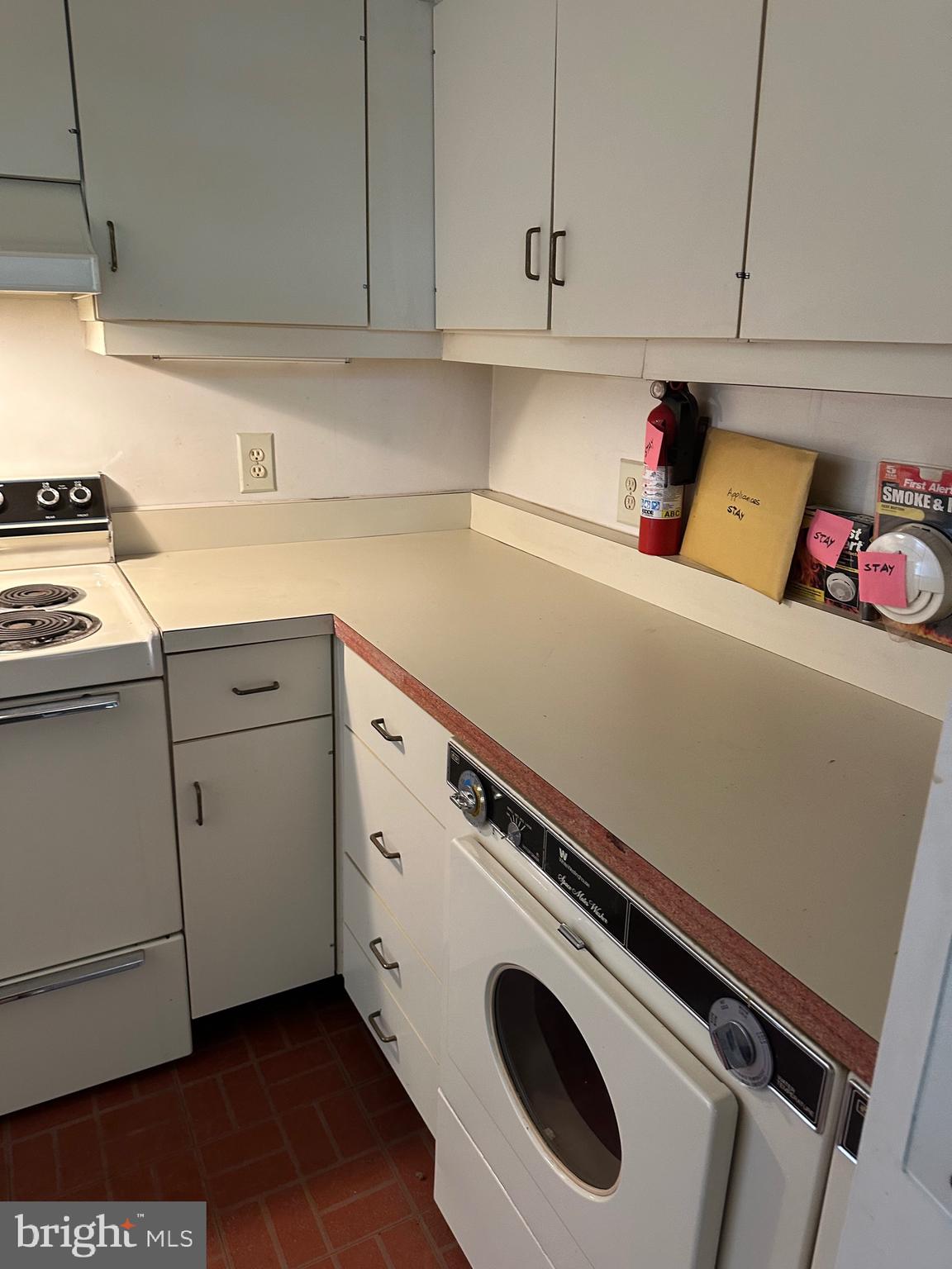 COLD SPRING NEWTOWN - Residential