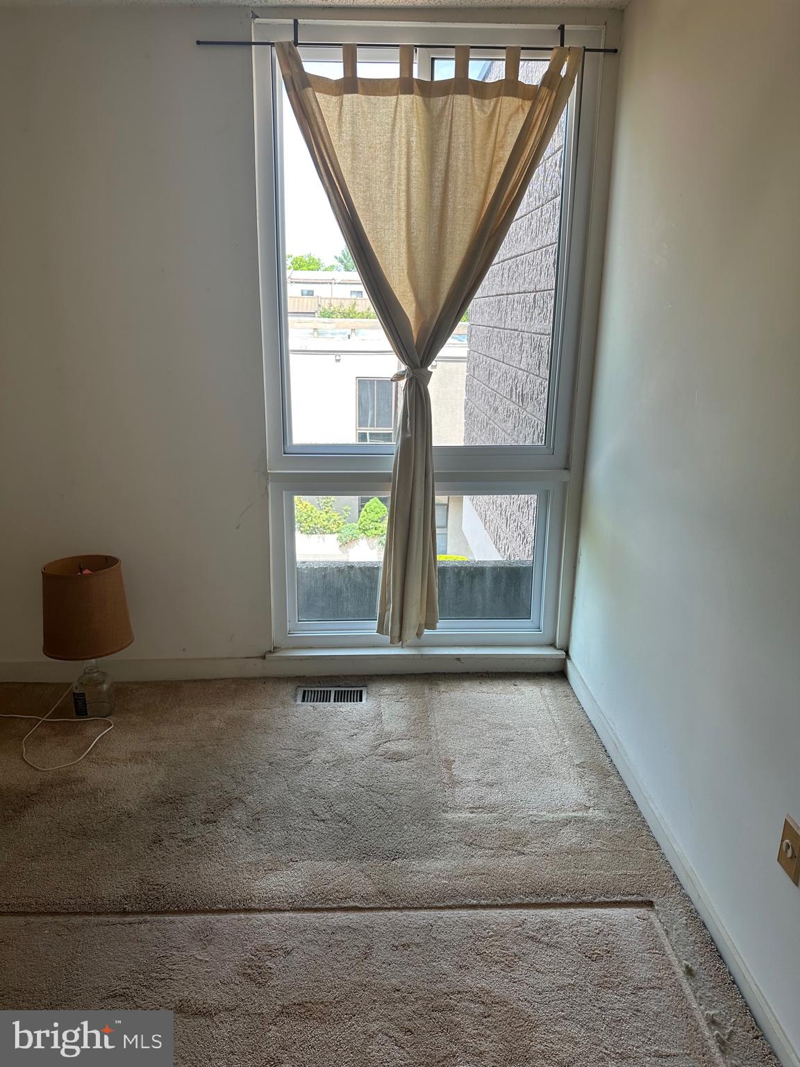 COLD SPRING NEWTOWN - Residential