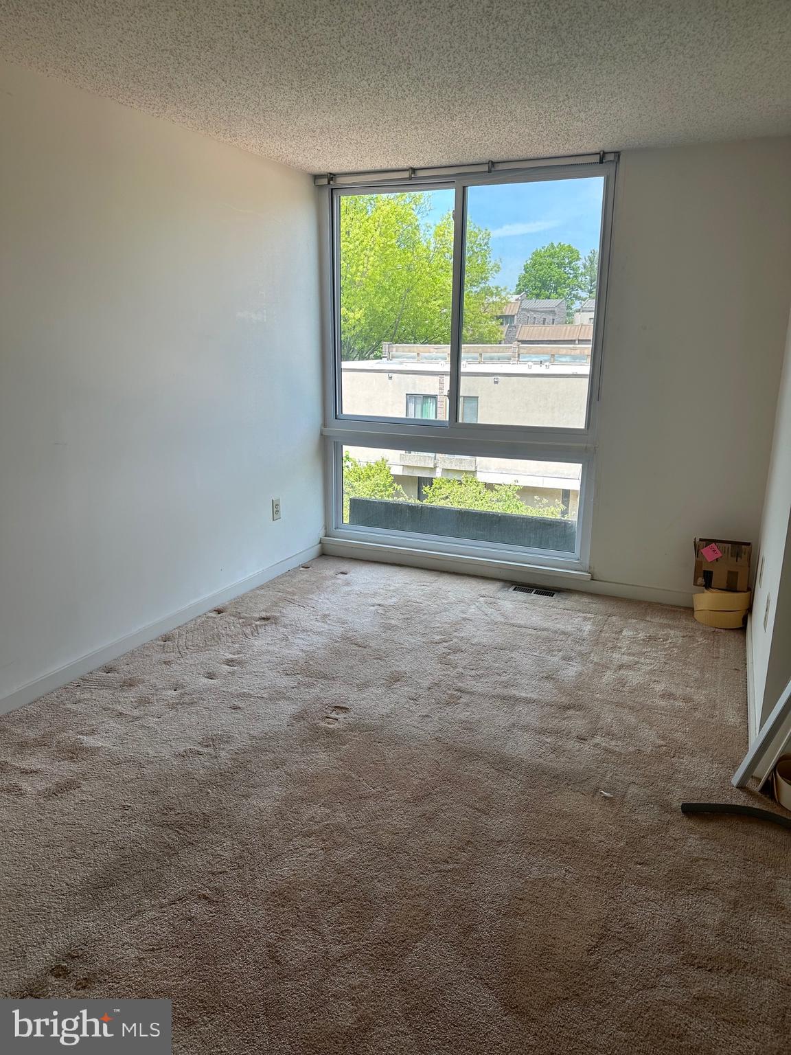 COLD SPRING NEWTOWN - Residential