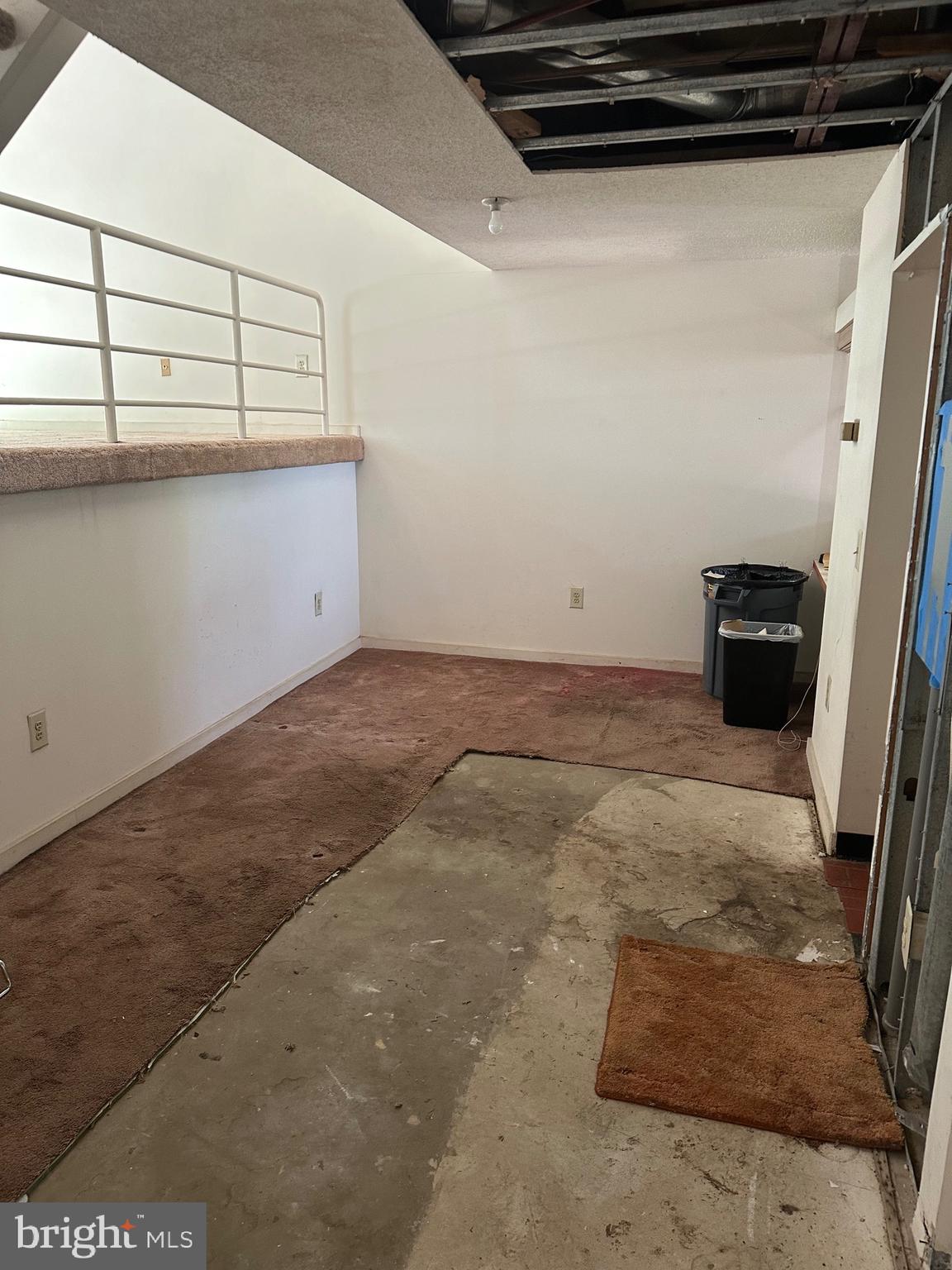 COLD SPRING NEWTOWN - Residential