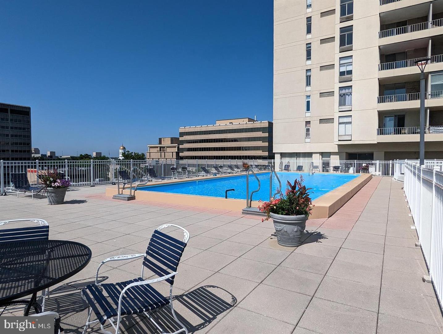 PENTHOUSE - Residential