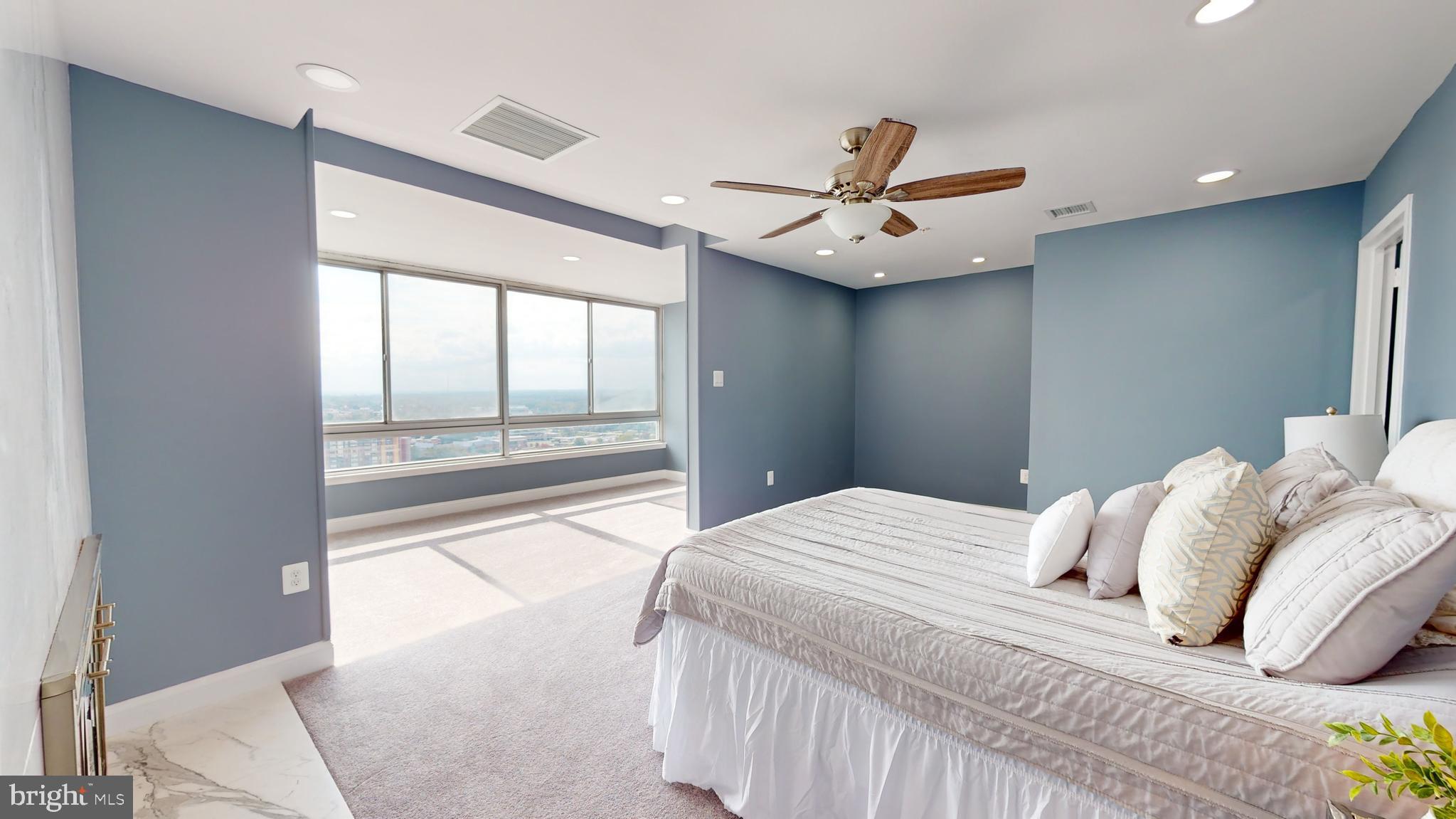 PENTHOUSE - Residential