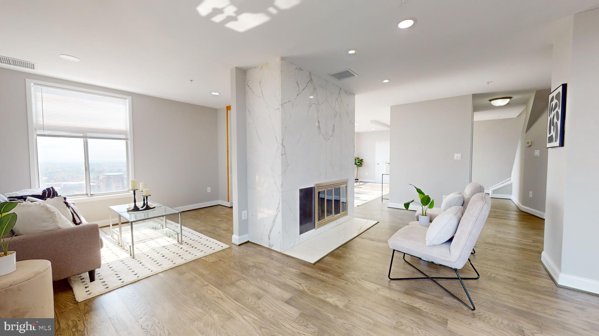 PENTHOUSE - Residential