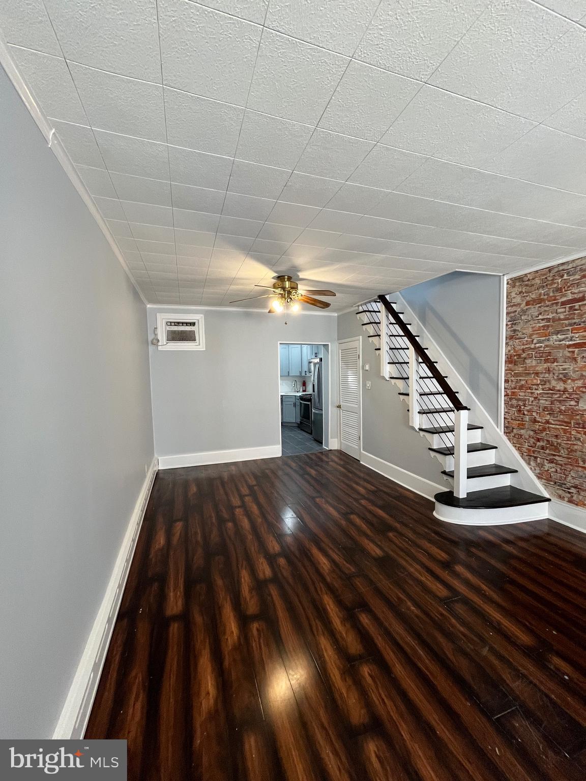 LOWER MOYAMENSING - Residential Lease