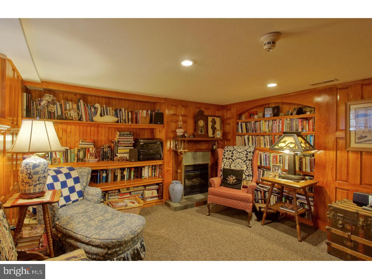 UNIVERSITY CITY - Residential