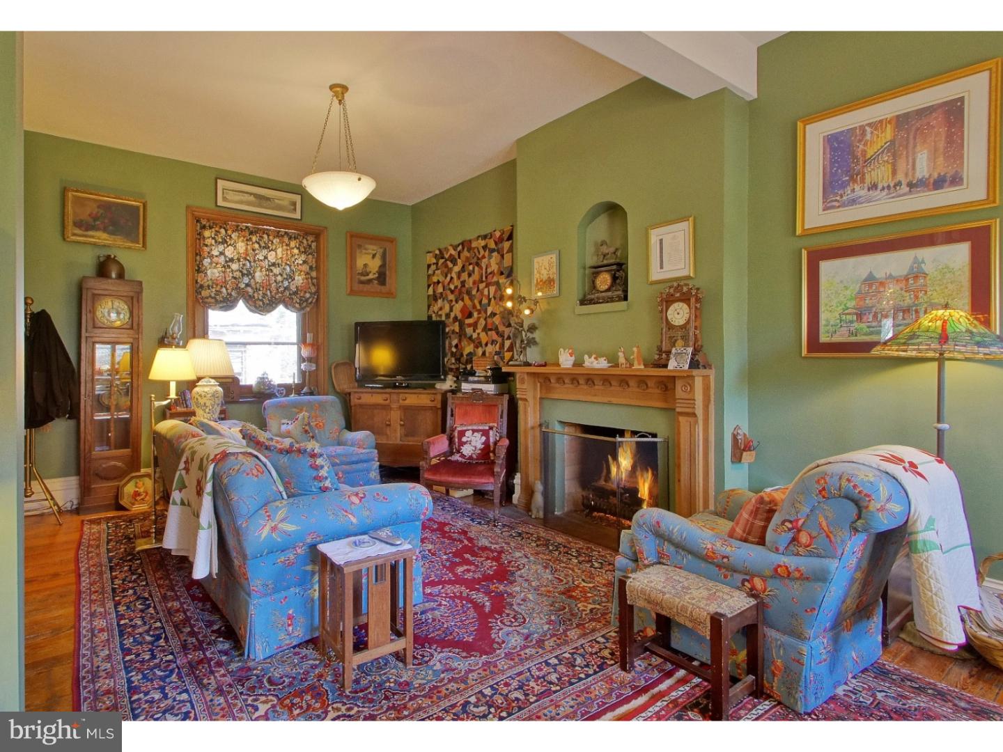 UNIVERSITY CITY - Residential