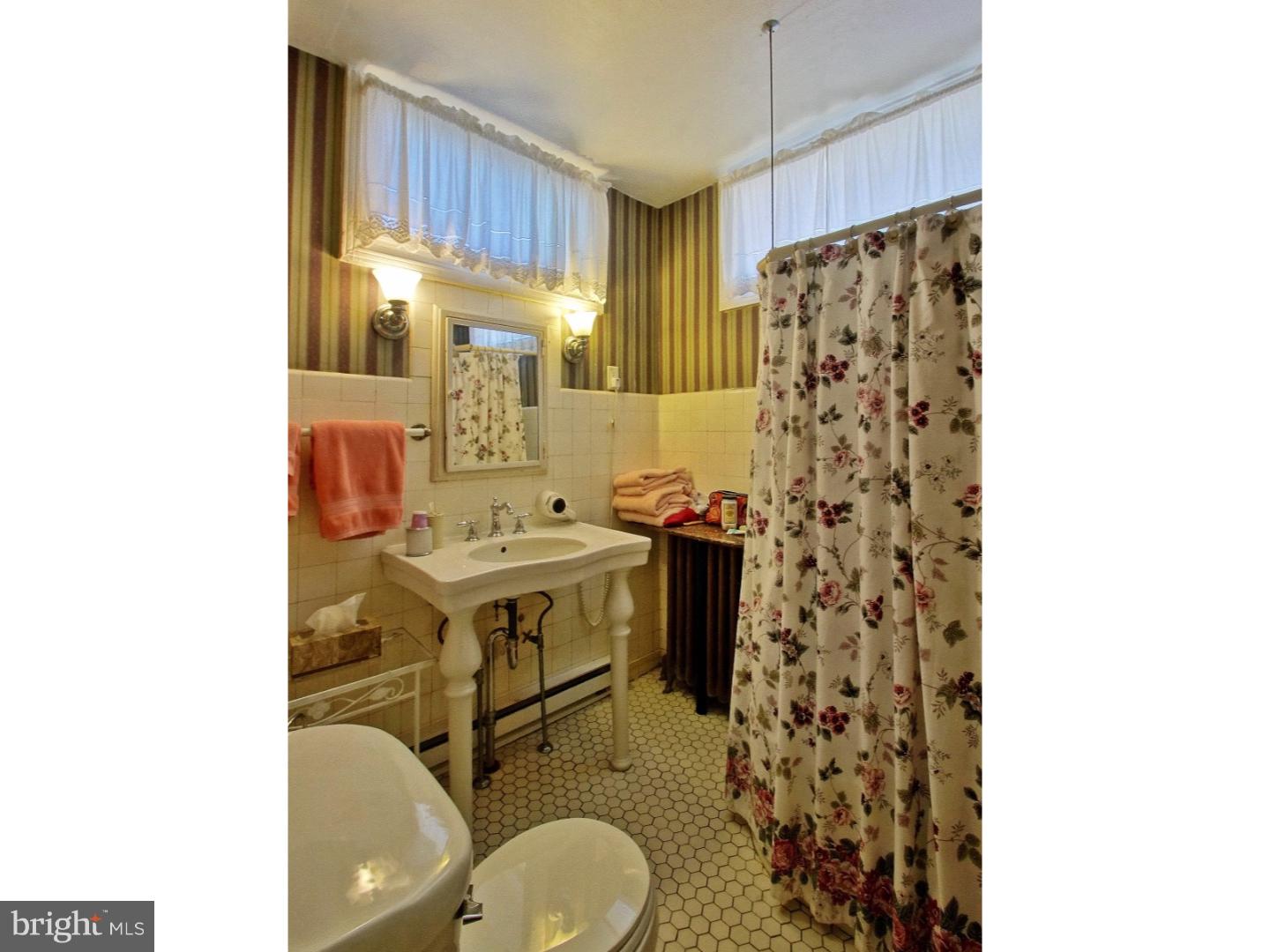 UNIVERSITY CITY - Residential