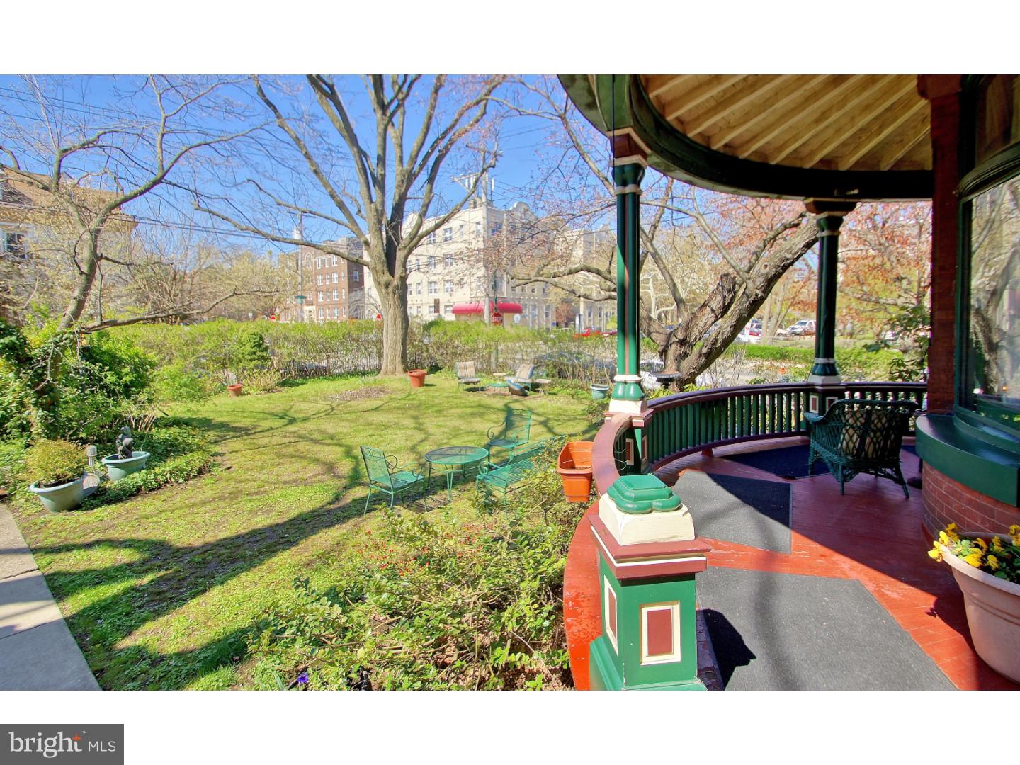 UNIVERSITY CITY - Residential