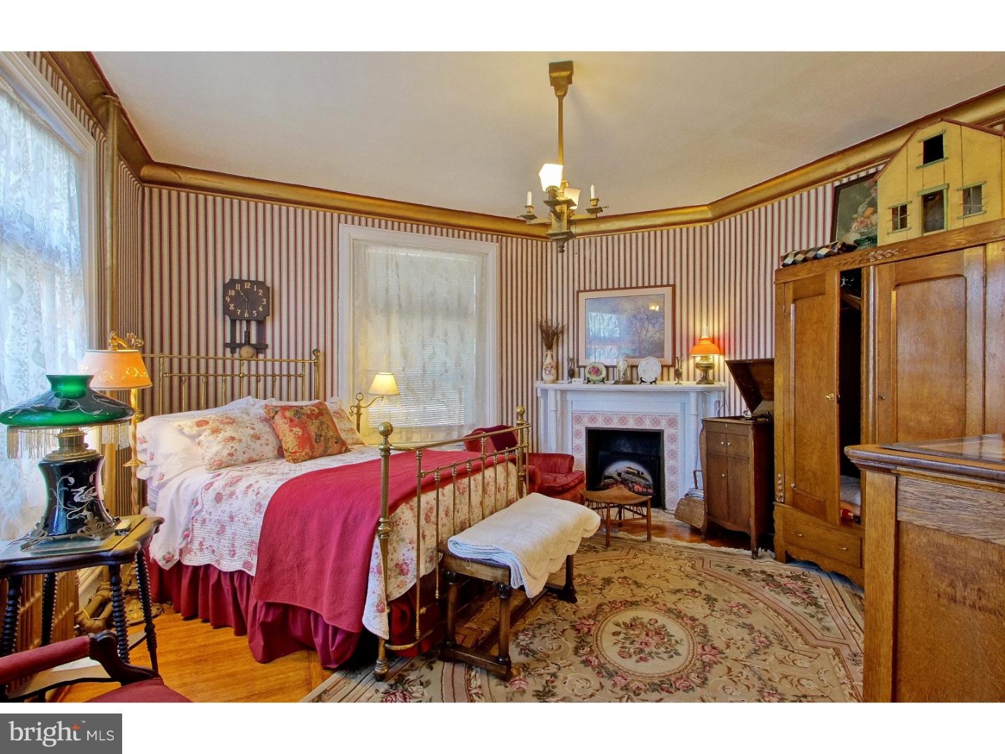 UNIVERSITY CITY - Residential