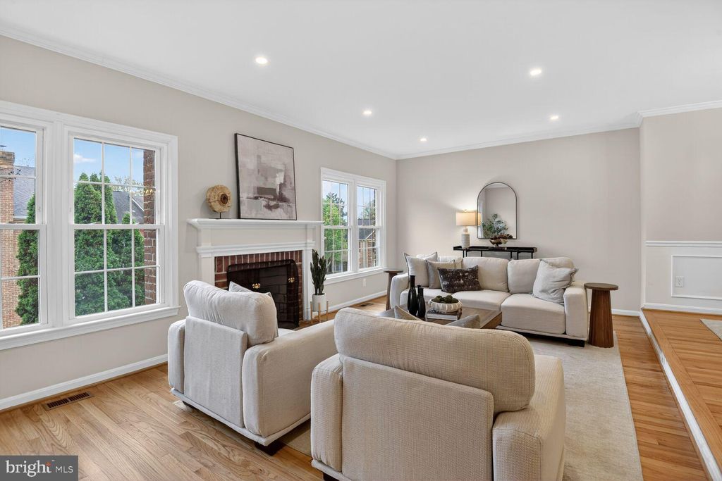 Photo of 3005 Meeting Street, FALLS CHURCH, VA 22044 (MLS # VAFX2301004)