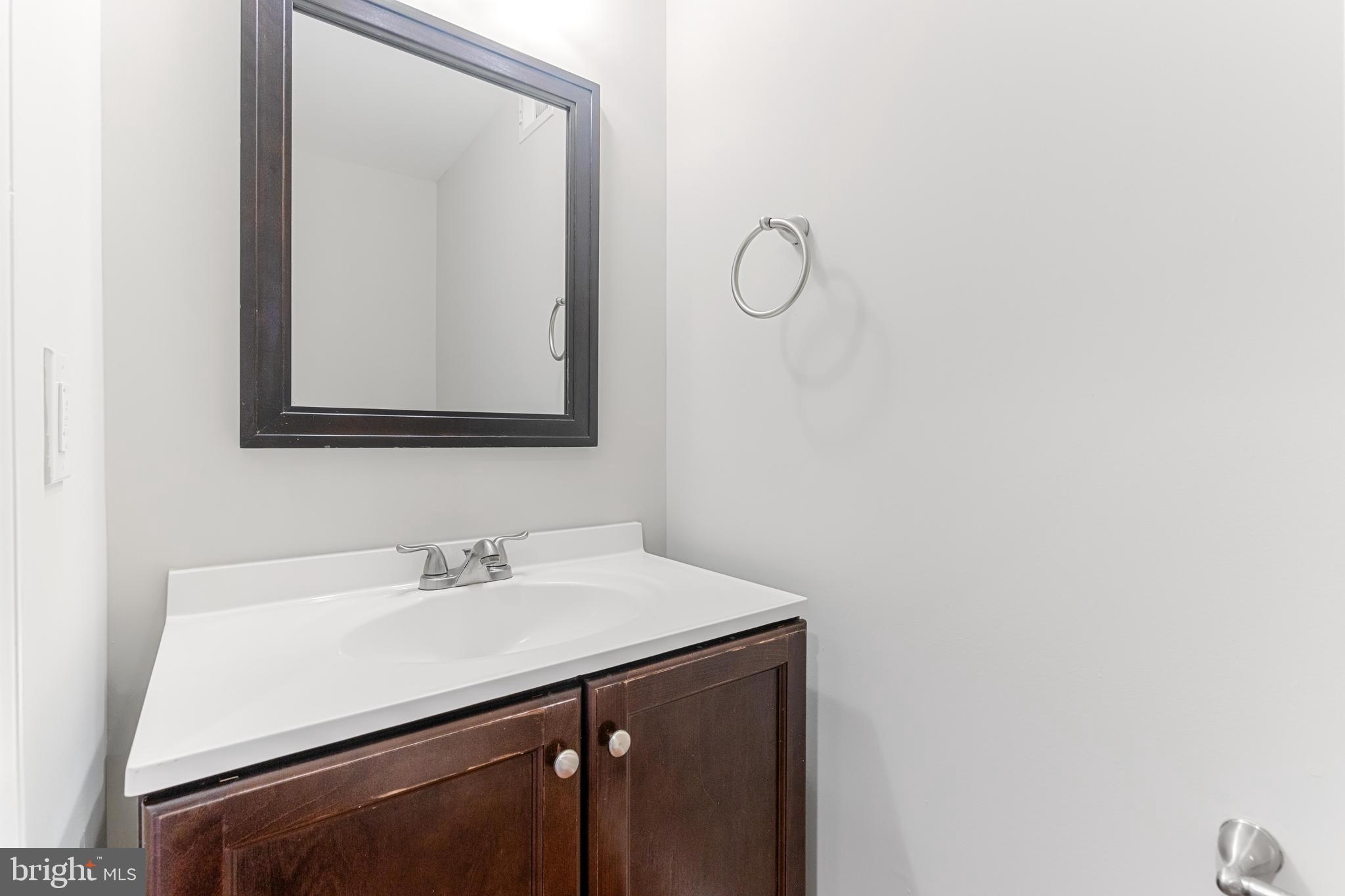 FEDERAL HILL HISTORIC DISTRICT - Residential Lease