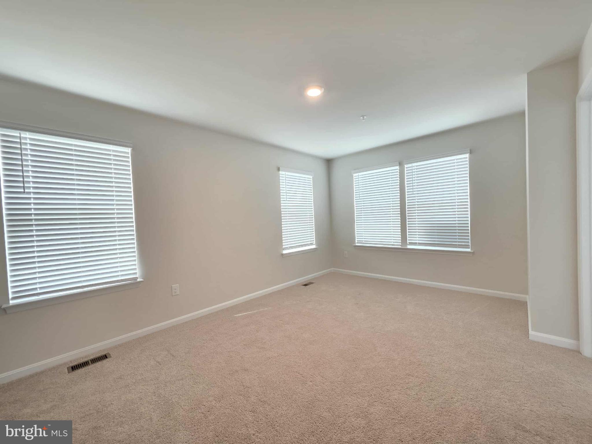 HERITAGE TRACE - Residential Lease