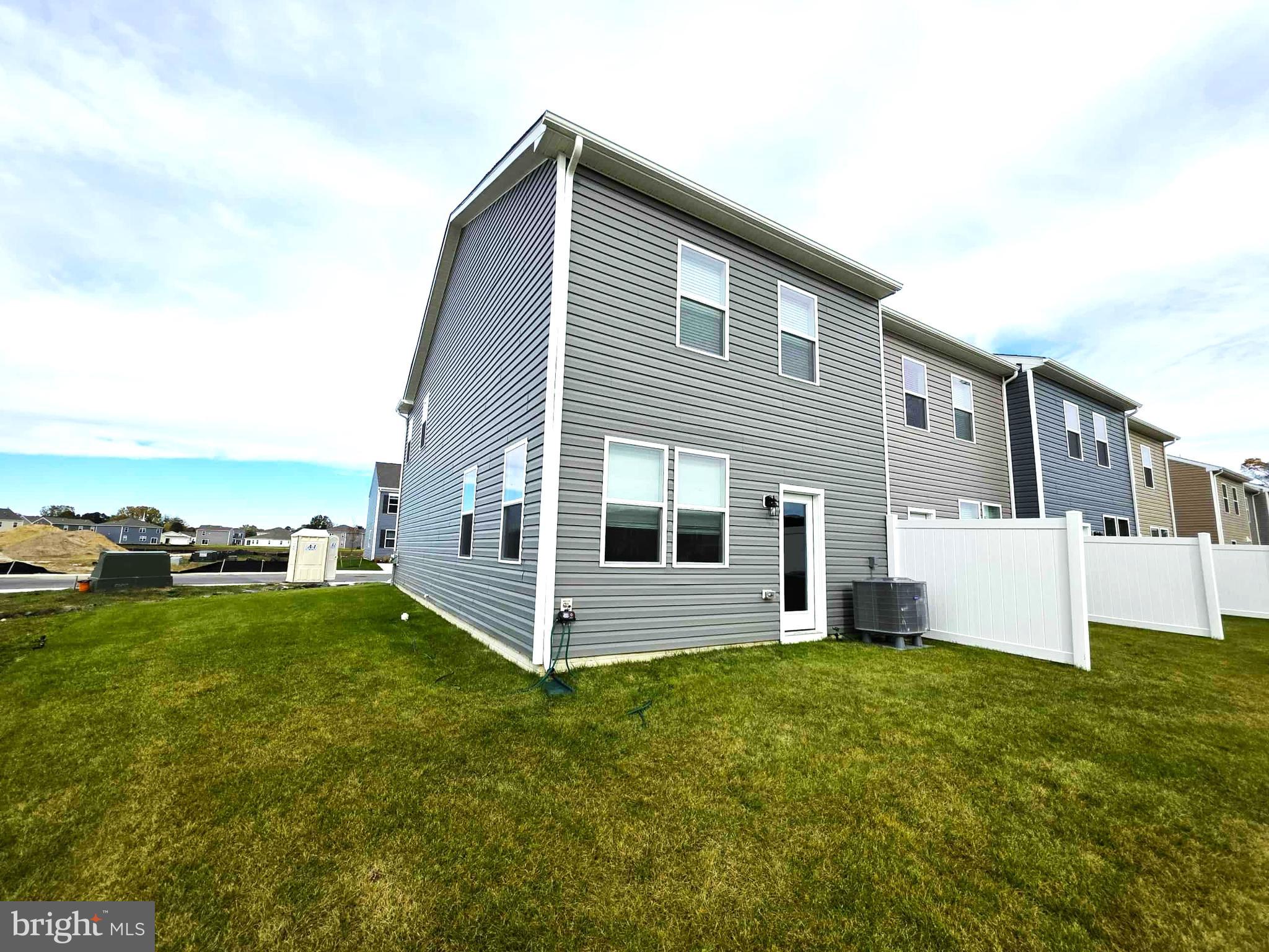 HERITAGE TRACE - Residential Lease