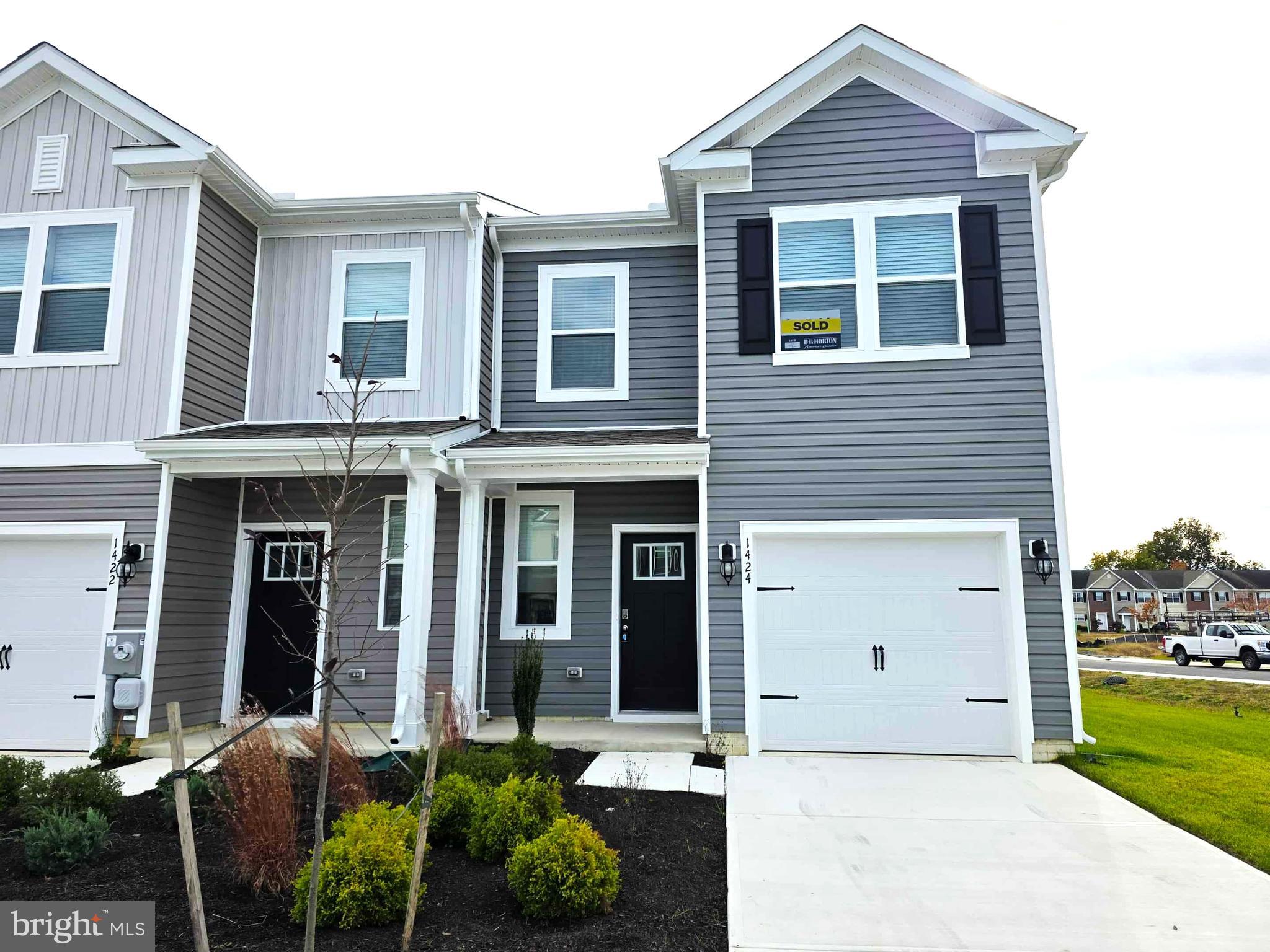 HERITAGE TRACE - Residential Lease