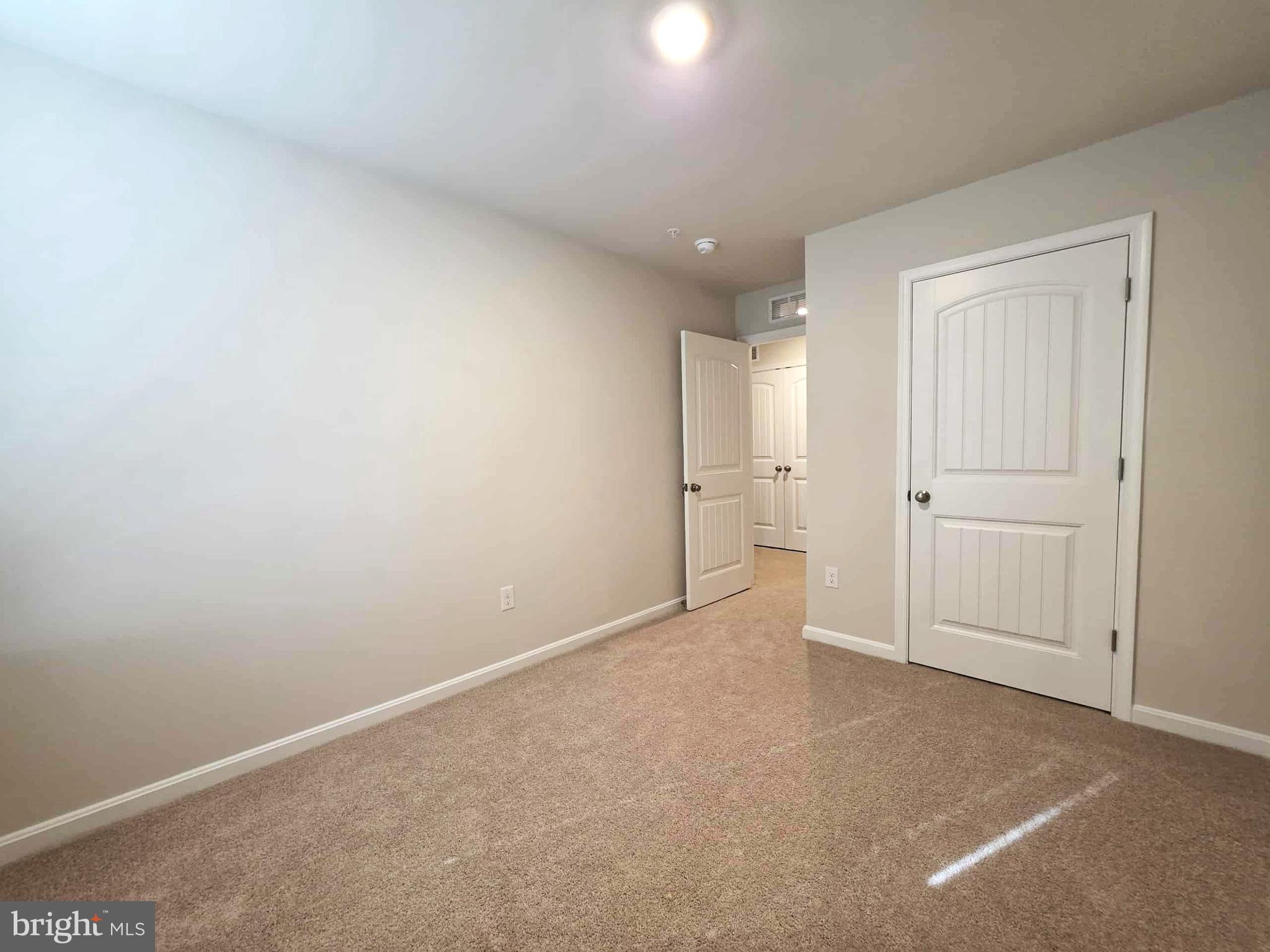 HERITAGE TRACE - Residential Lease