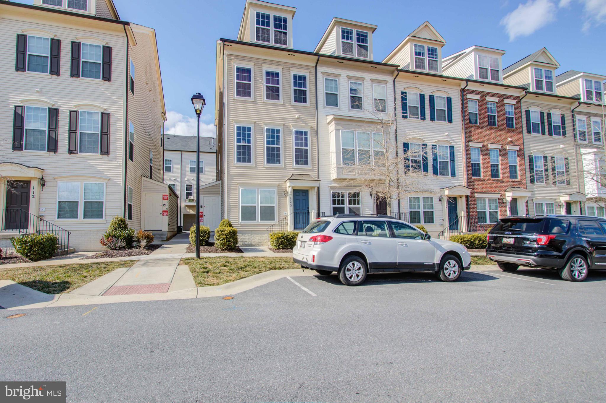 GALLERY PARK - Residential