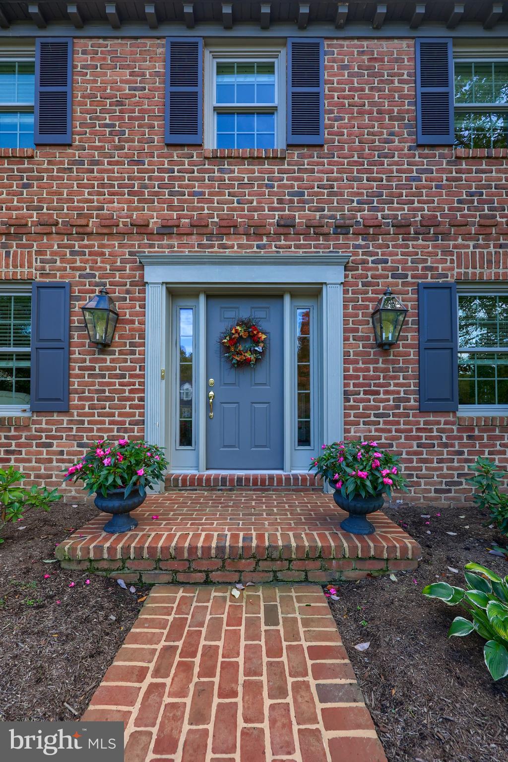 2600 WOODVIEW DRIVE