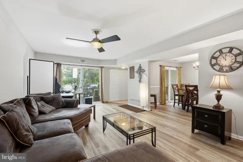 120 Summit House Unit 120, West Chester, PA 19382 - MLS#: PACT2133608