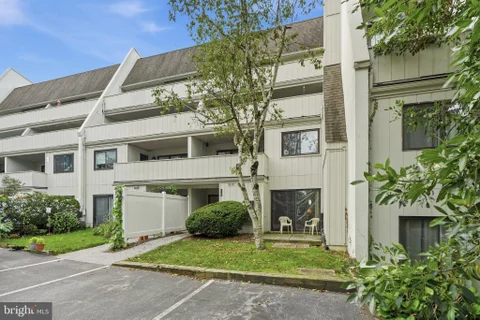 120 Summit House Unit 120, West Chester, PA 19382 - MLS#: PACT2133608