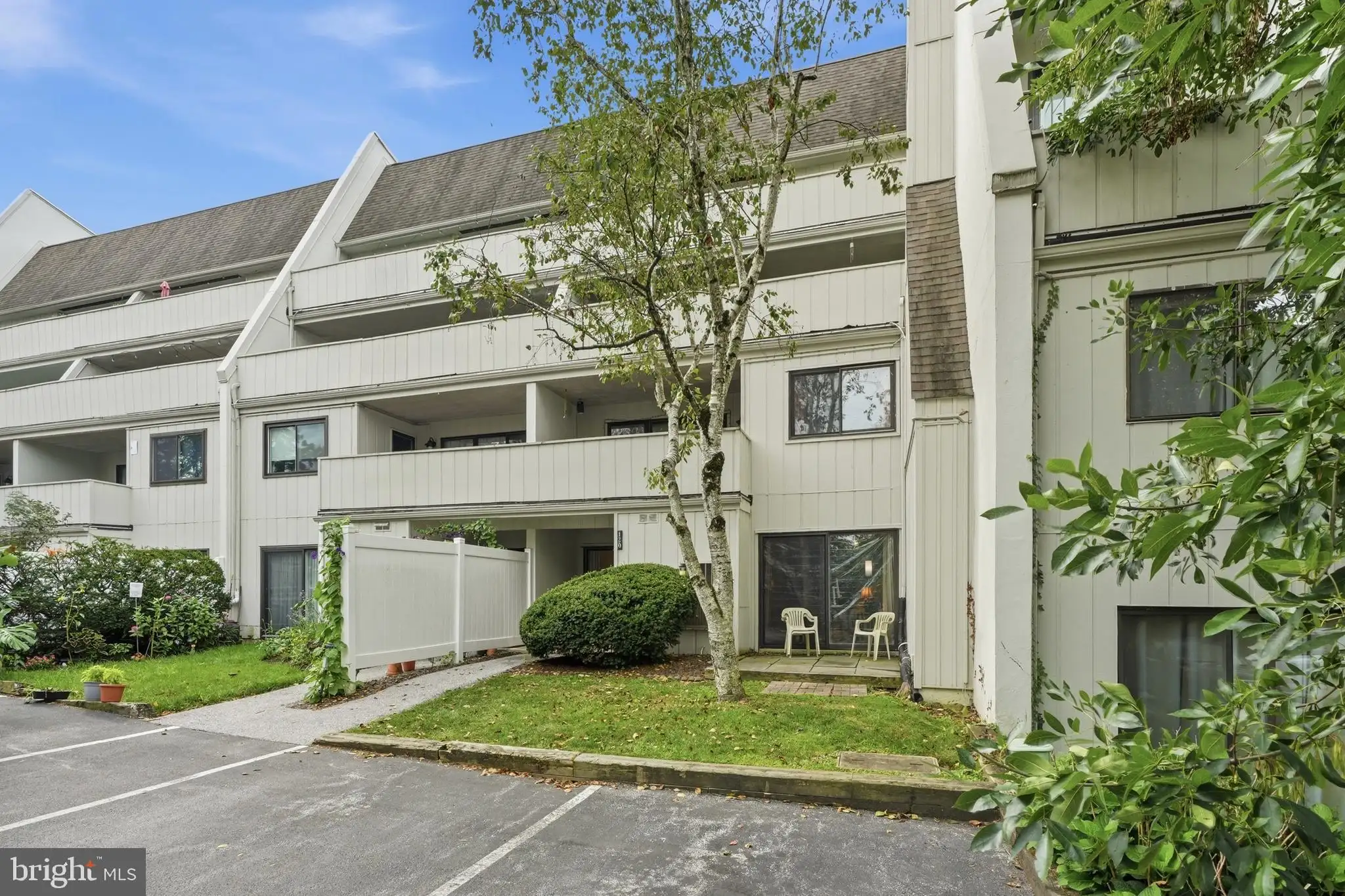 120 Summit House Unit 120, West Chester, PA, 19382