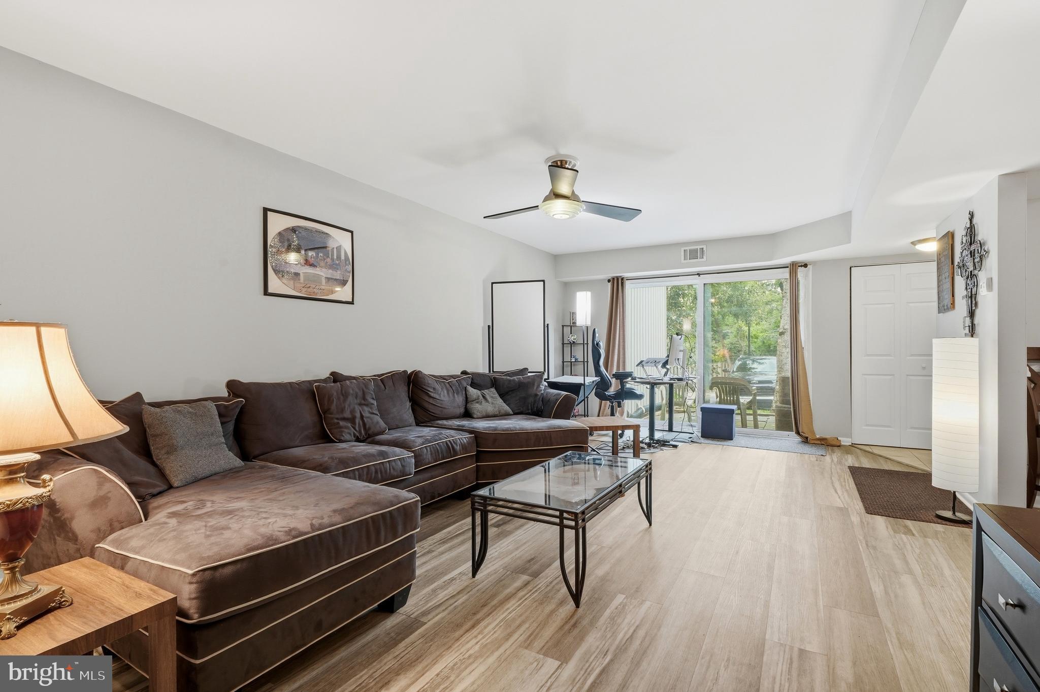 120 SUMMIT HOUSE 120