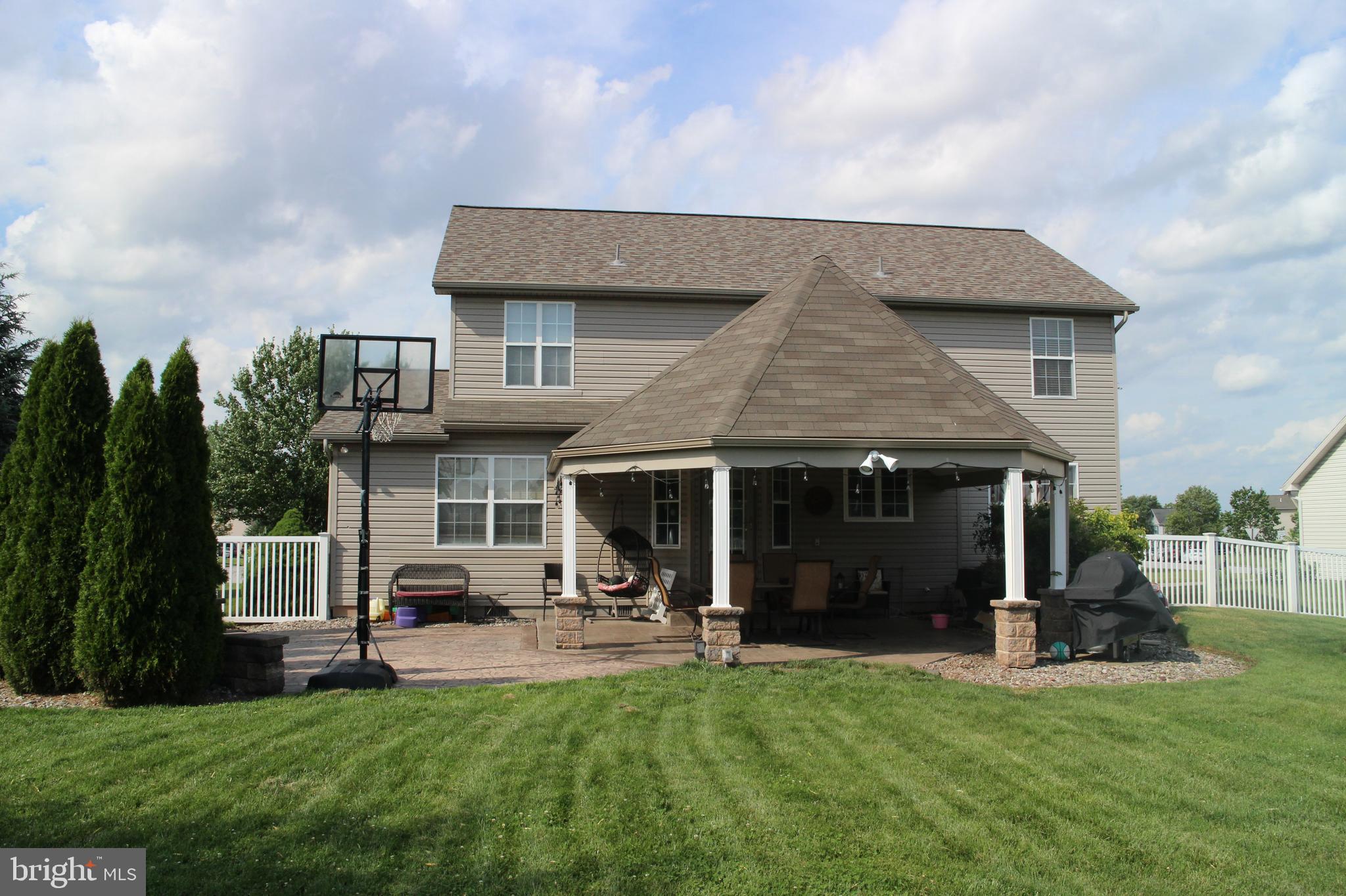BRIAR BEND - Residential