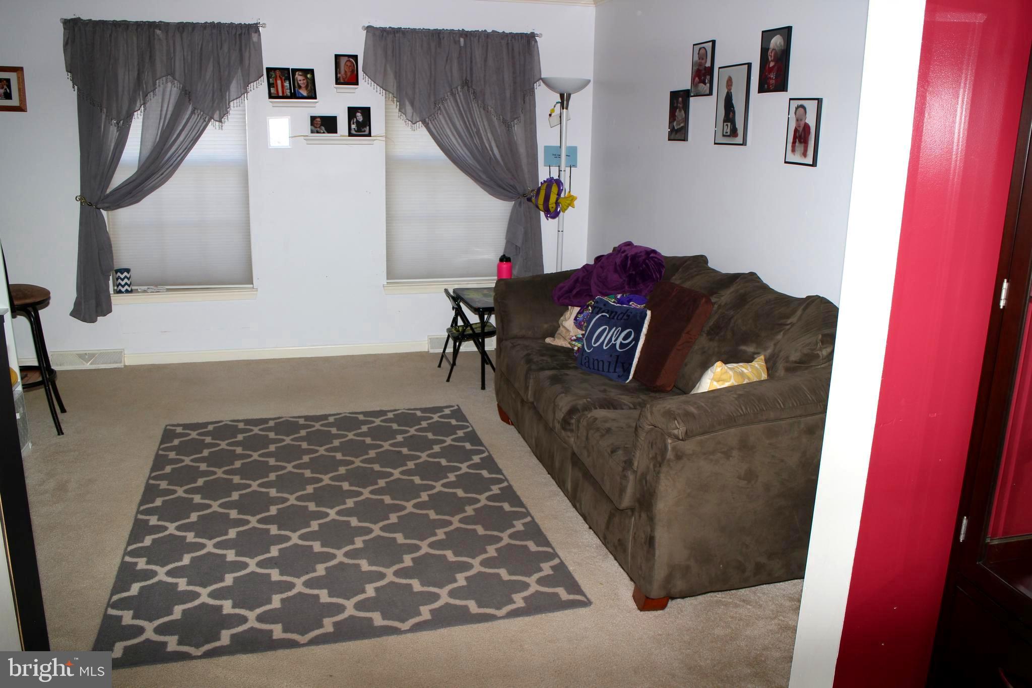 BRIAR BEND - Residential