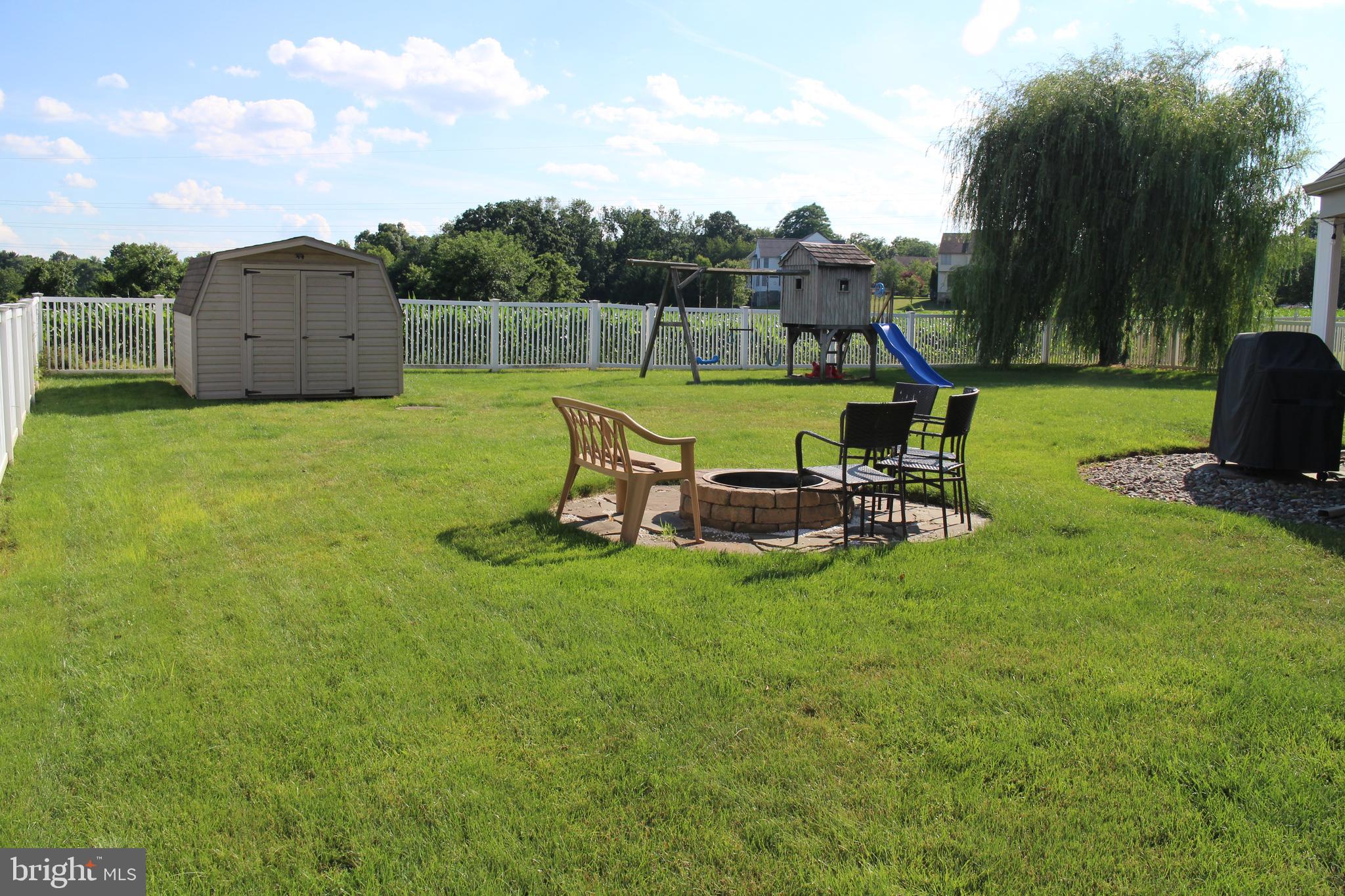 BRIAR BEND - Residential