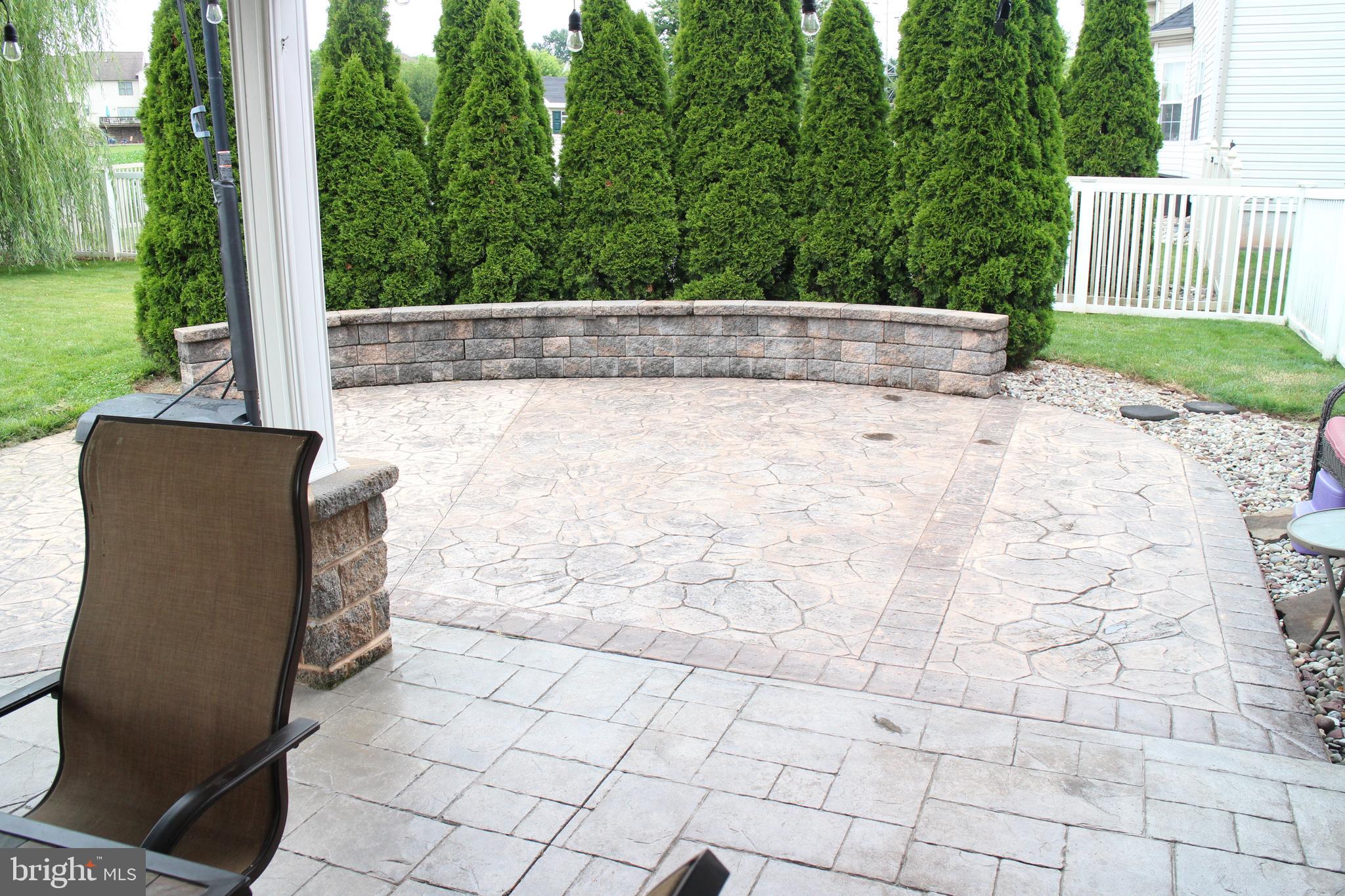 BRIAR BEND - Residential