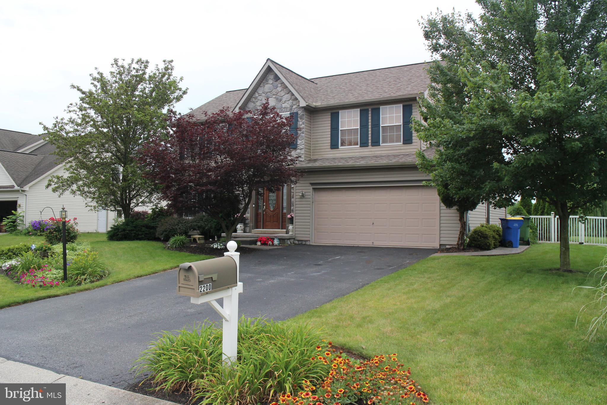 BRIAR BEND - Residential