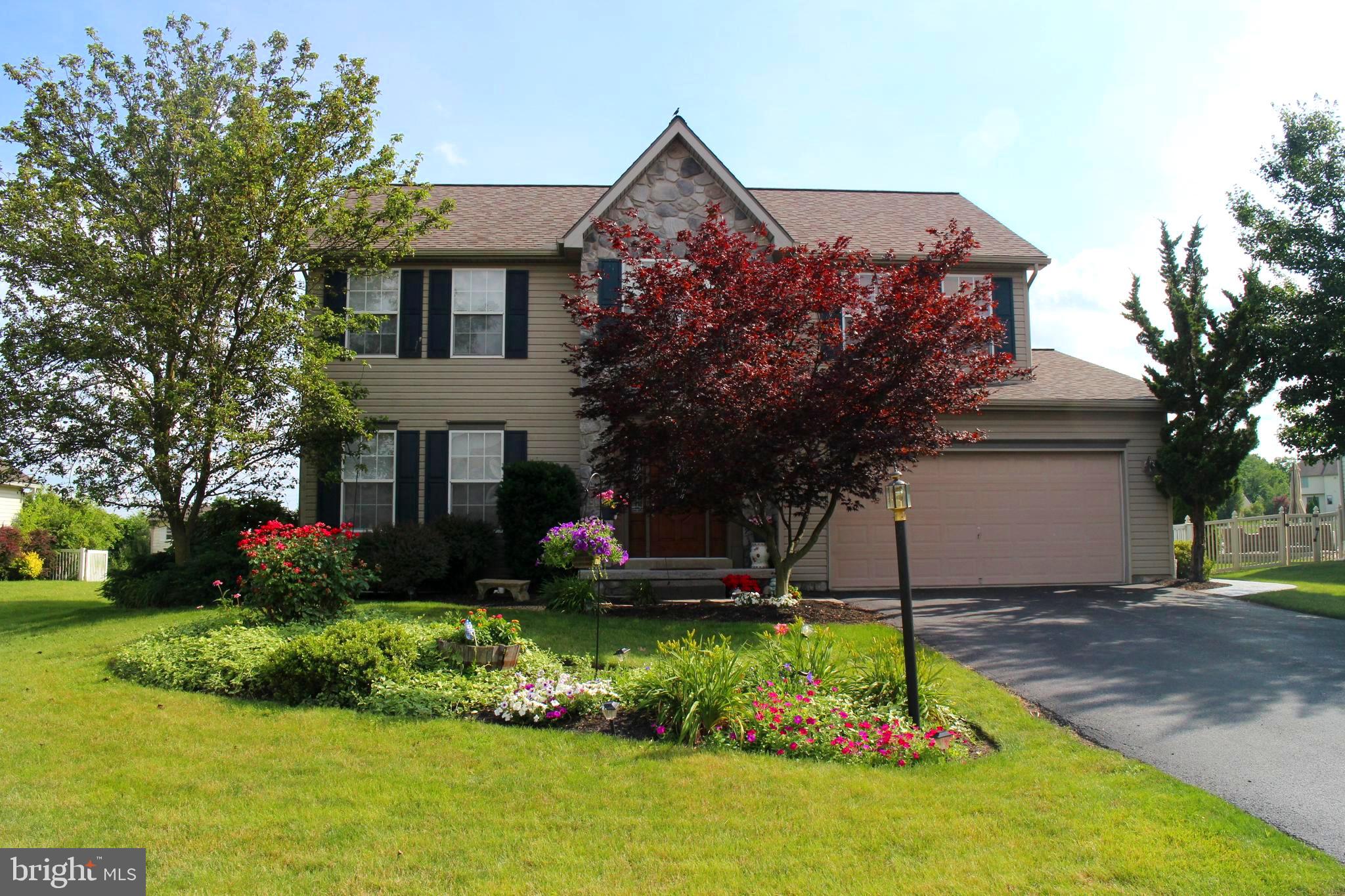 BRIAR BEND - Residential