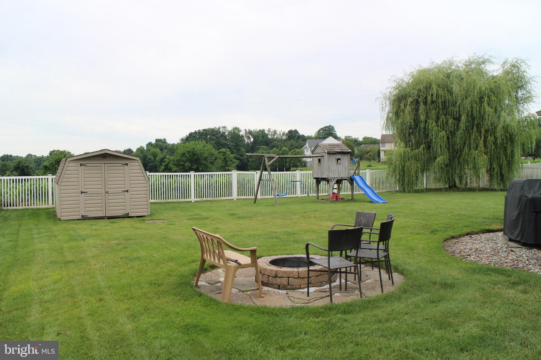 BRIAR BEND - Residential