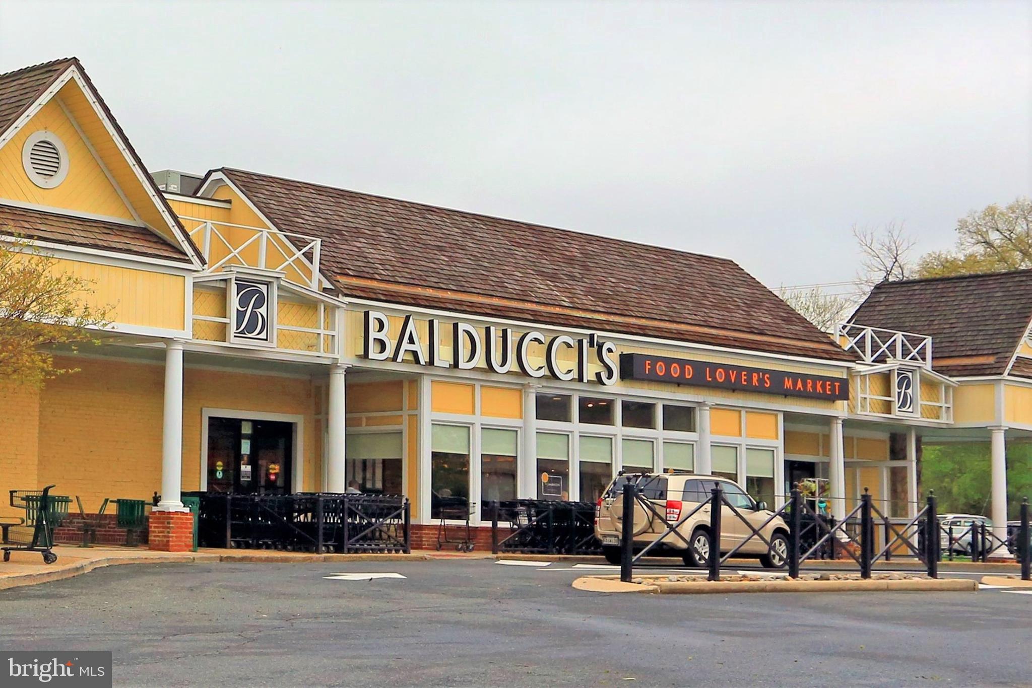 POTOMAC OUTSIDE - Residential