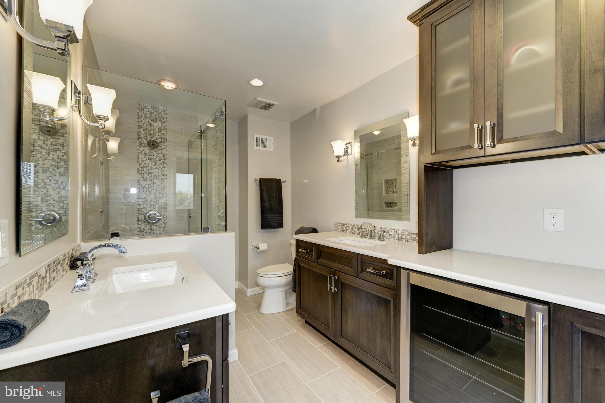 TREEBROOKE CONDOMINIUM - Residential