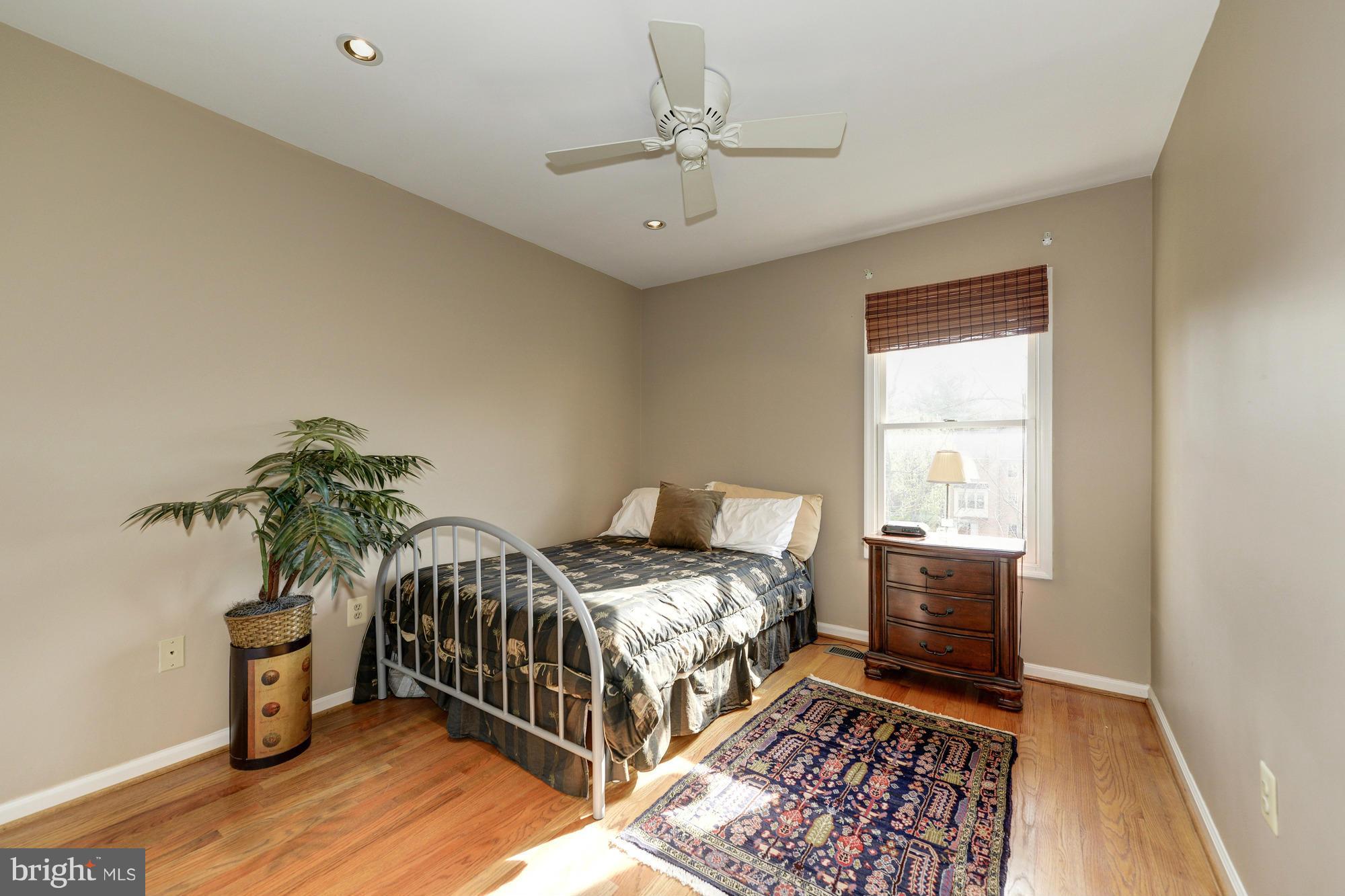 TREEBROOKE CONDOMINIUM - Residential