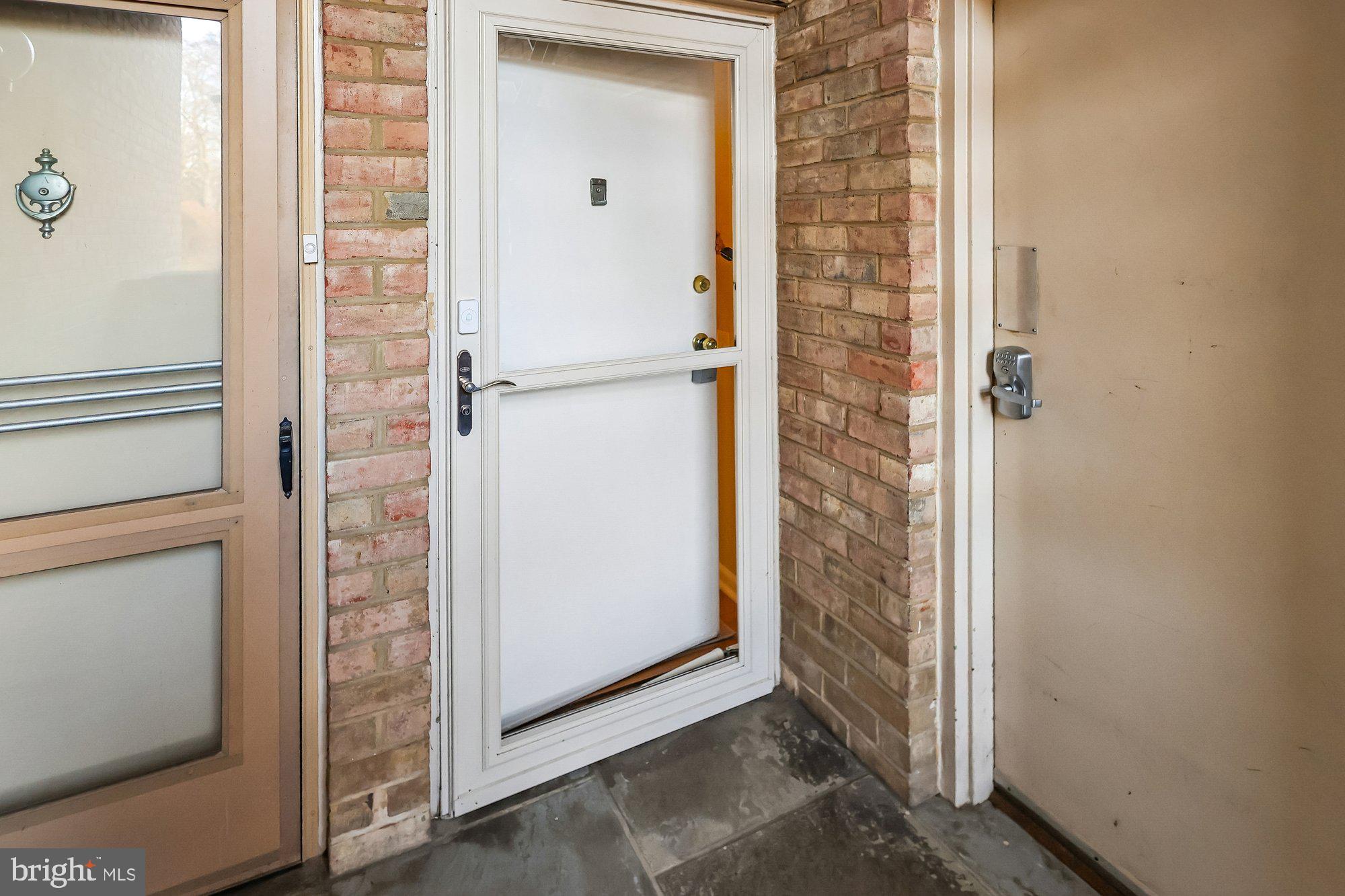 SEVERN HOUSE - Residential