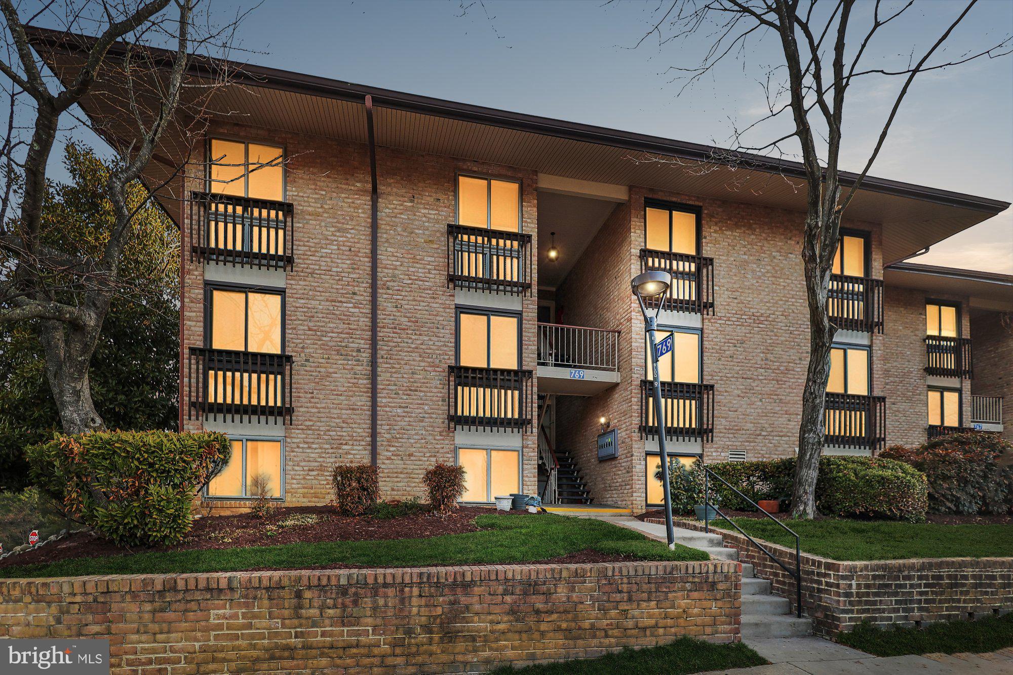 SEVERN HOUSE - Residential