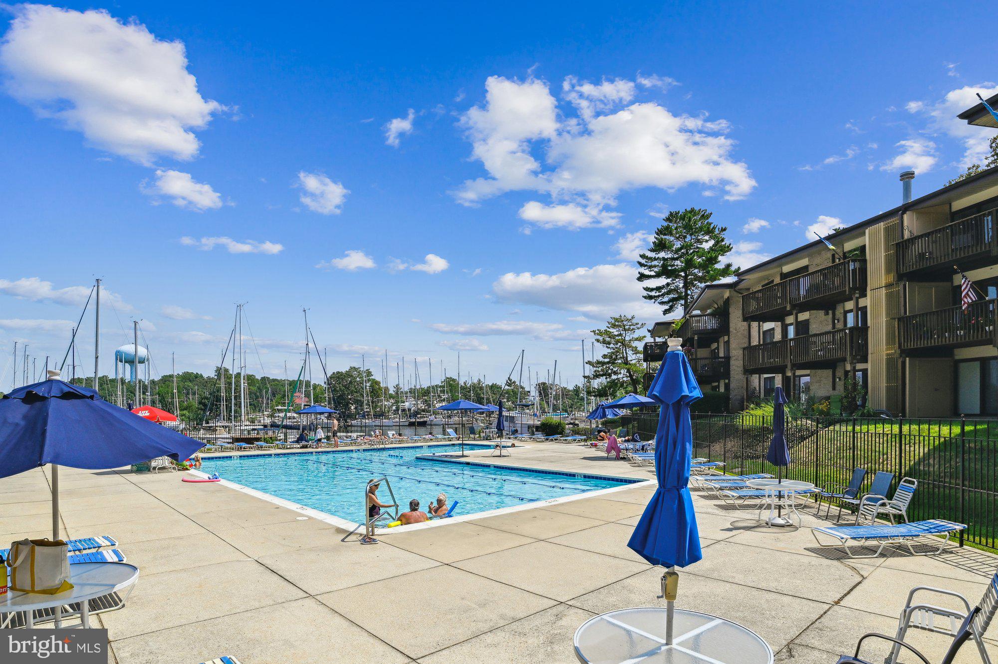 SEVERN HOUSE - Residential