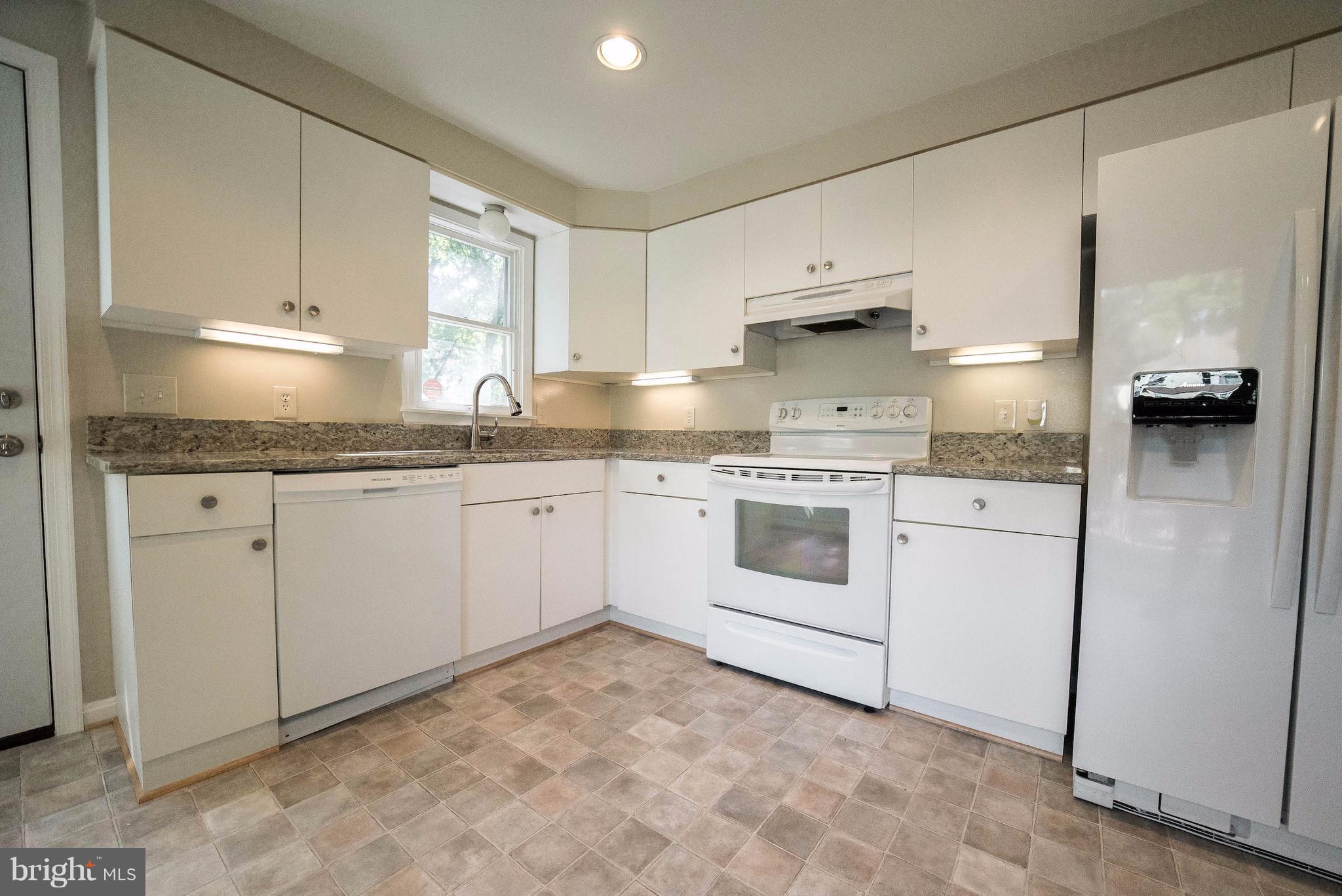 NORTH CHESAPEAKE BEACH - Residential