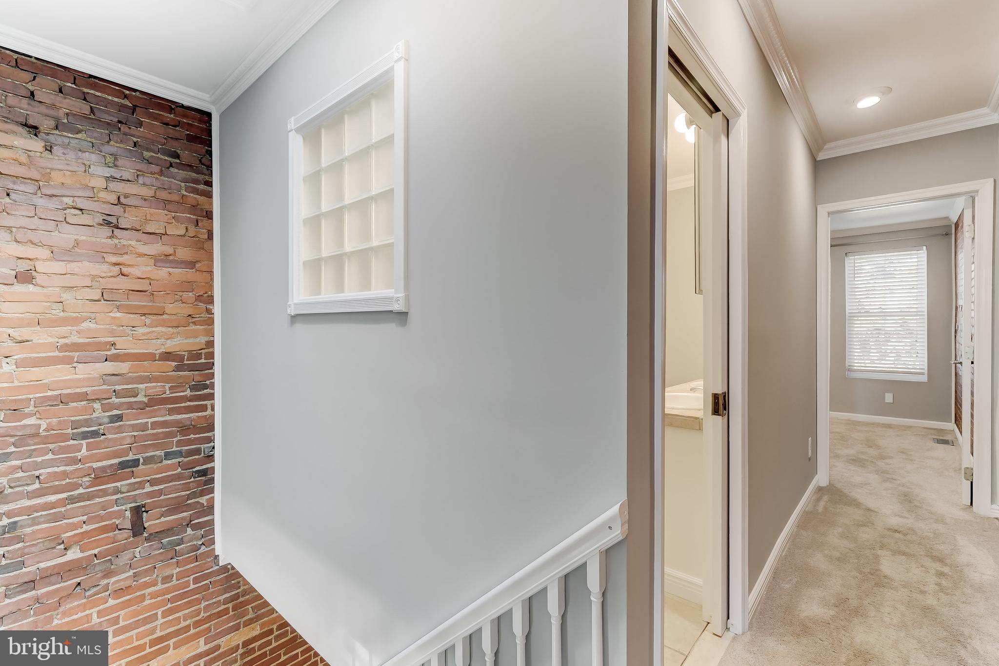 LOCUST POINT - Residential