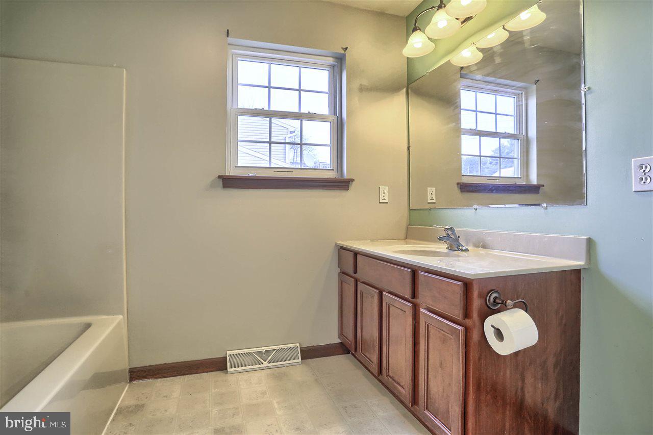 YORK NEW SALEM - Residential