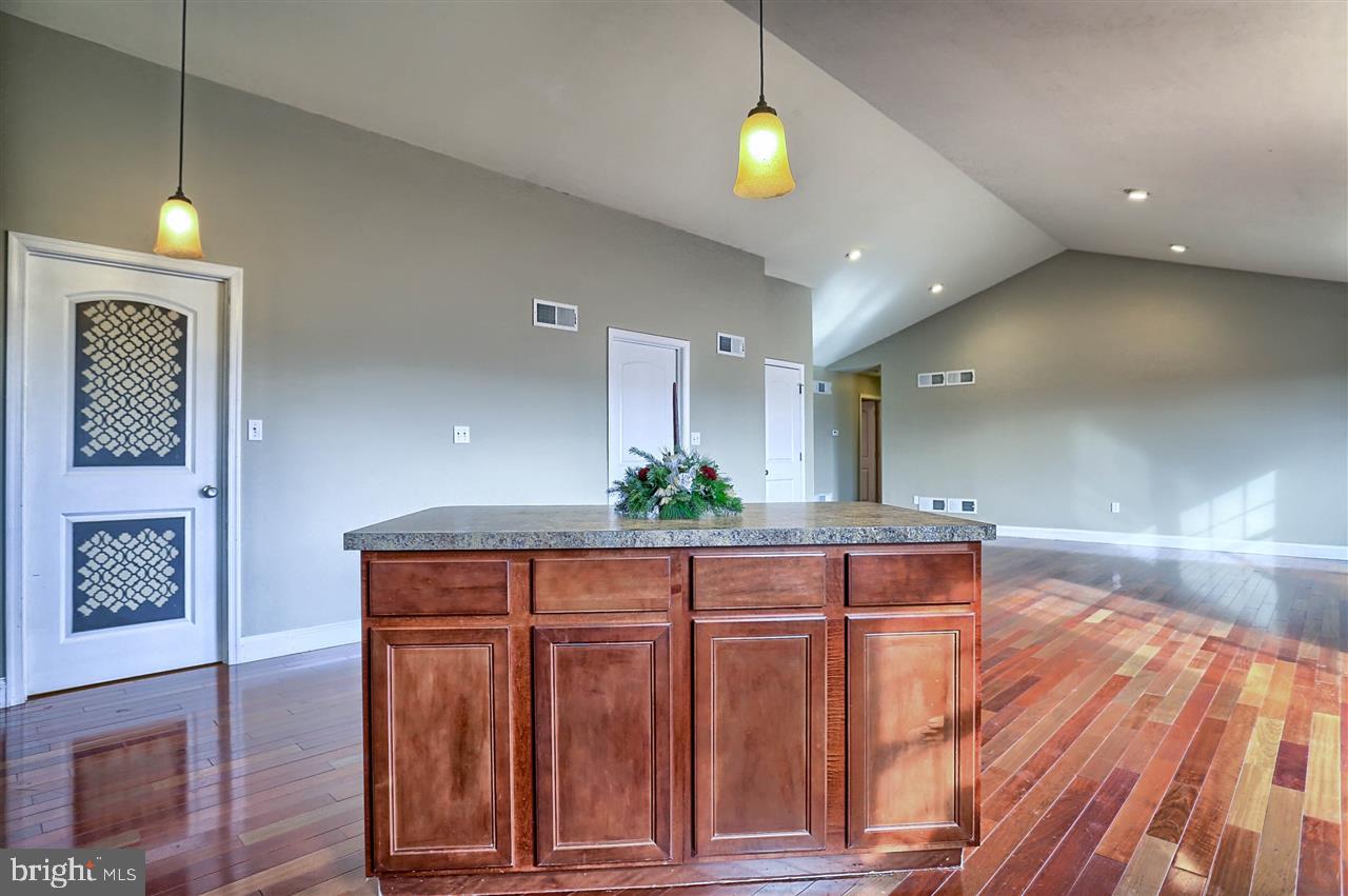 YORK NEW SALEM - Residential