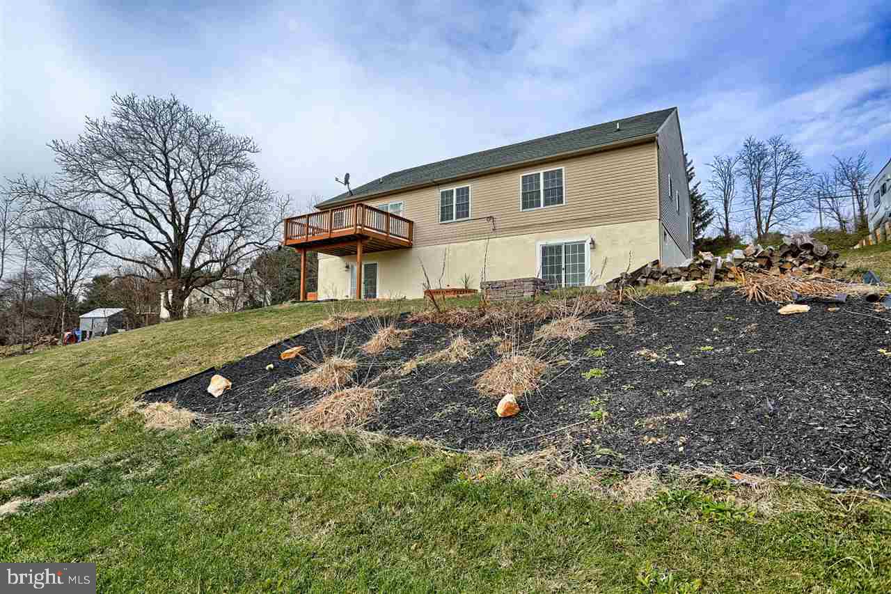 YORK NEW SALEM - Residential