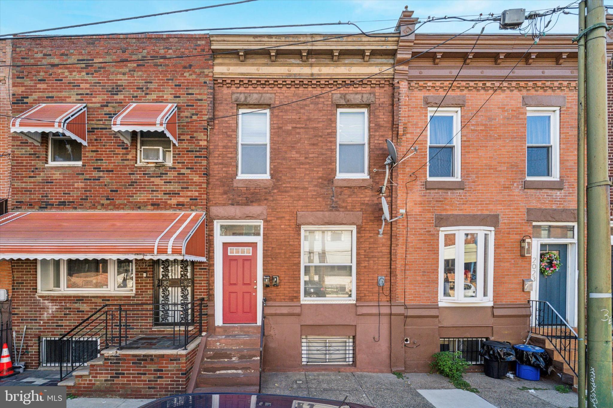 Welcome to 2021 S 22nd Street Unit 2 — a bright and spacious second-floor apartment nestled in the heart of West Passyunk. This 2-bedroom, 1-bath home offers a thoughtful layout and great natural light throughout. The primary bedroom is positioned at the front of the home, featuring large windows that fill the space with sunshine. Down the hallway, you’ll find a second generously sized bedroom, a full bathroom, and a well-appointed kitchen that opens into a flexible space—ideal for dining, relaxing, or entertaining.
Enjoy unbeatable access to public transportation, with the 79, 7, and 37 bus lines nearby. You’re also moments from local favorites like Stina BYOB, Enzo’s Pizzata, and Warung Philadelphia, plus all the green space and trails at FDR Park. With easy access to I-95, I-76, and 676, getting around the city and beyond is a breeze.
This sunny, convenient South Philly apartment offers comfort, space, and a location that truly connects you to it all.