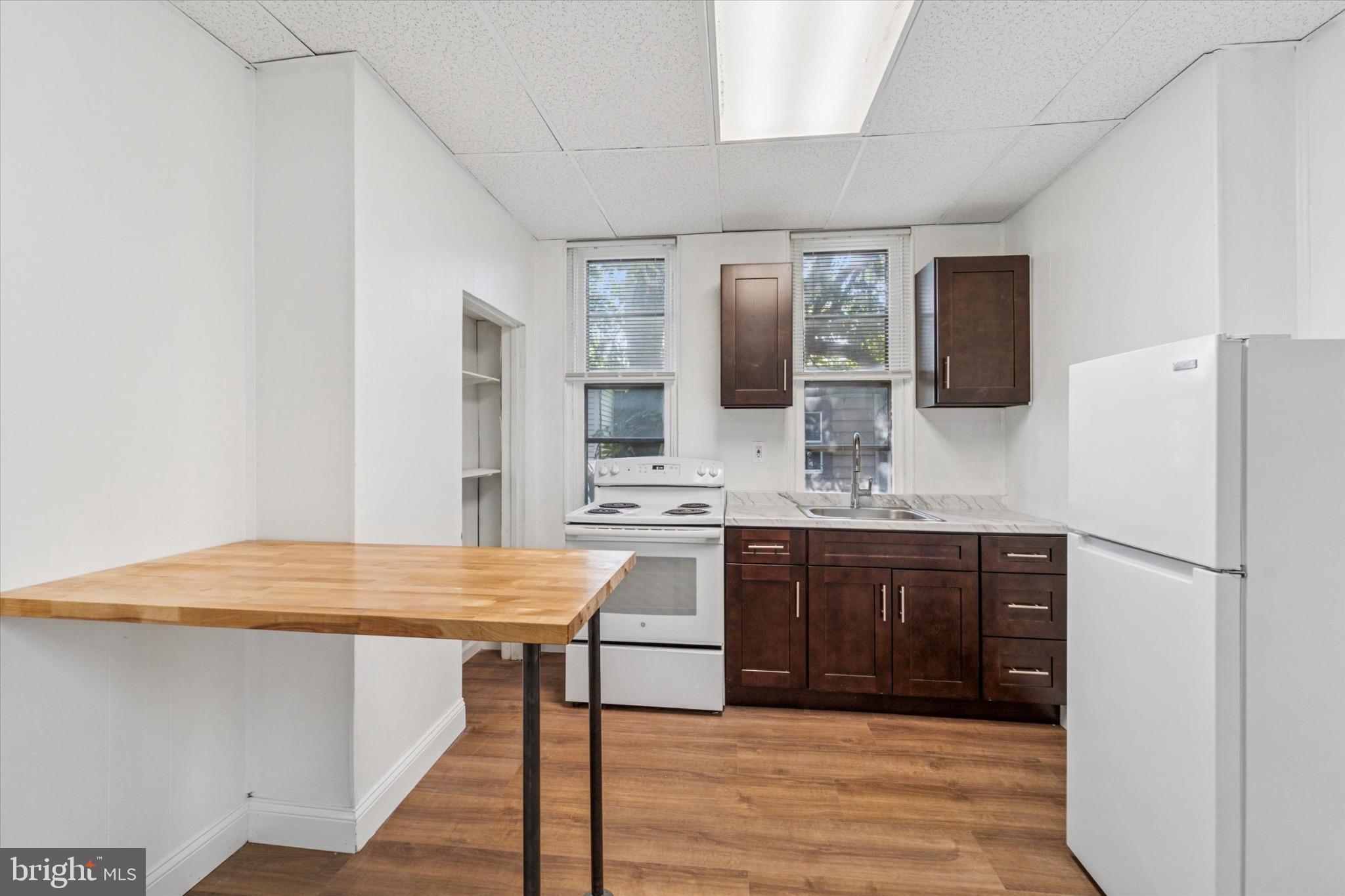 WEST PASSYUNK - Residential Lease