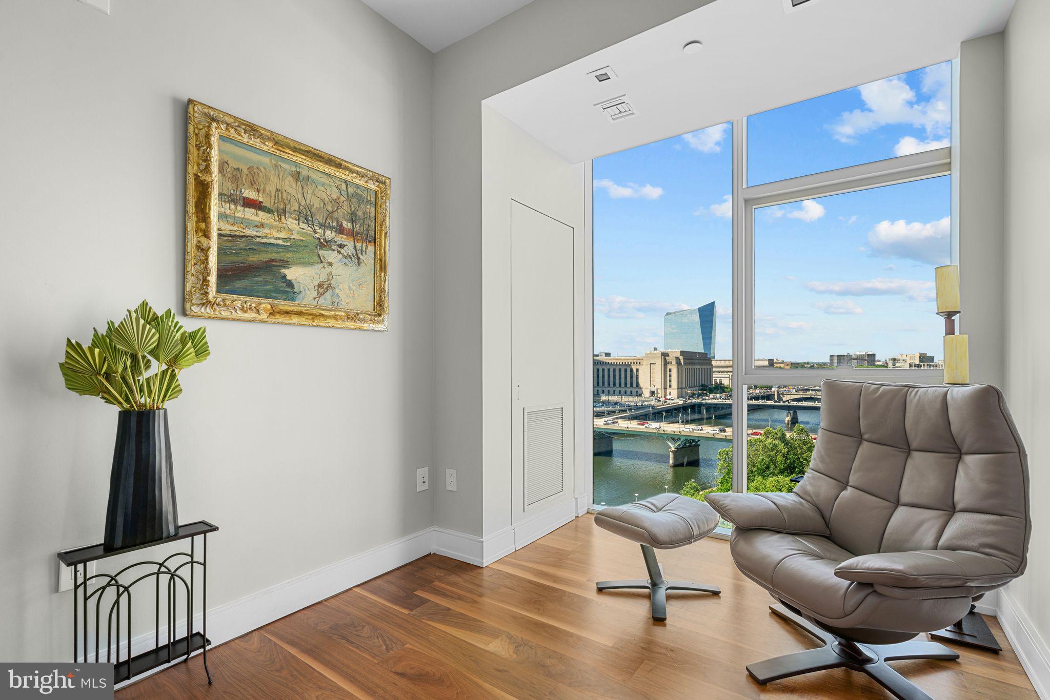 FITLER SQUARE - Residential